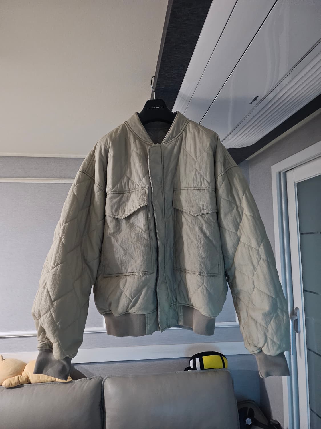 [거의 새것] 질스튜어트 뉴욕 베이지그레이 리버서블 점퍼 자켓 L 상품이미지2