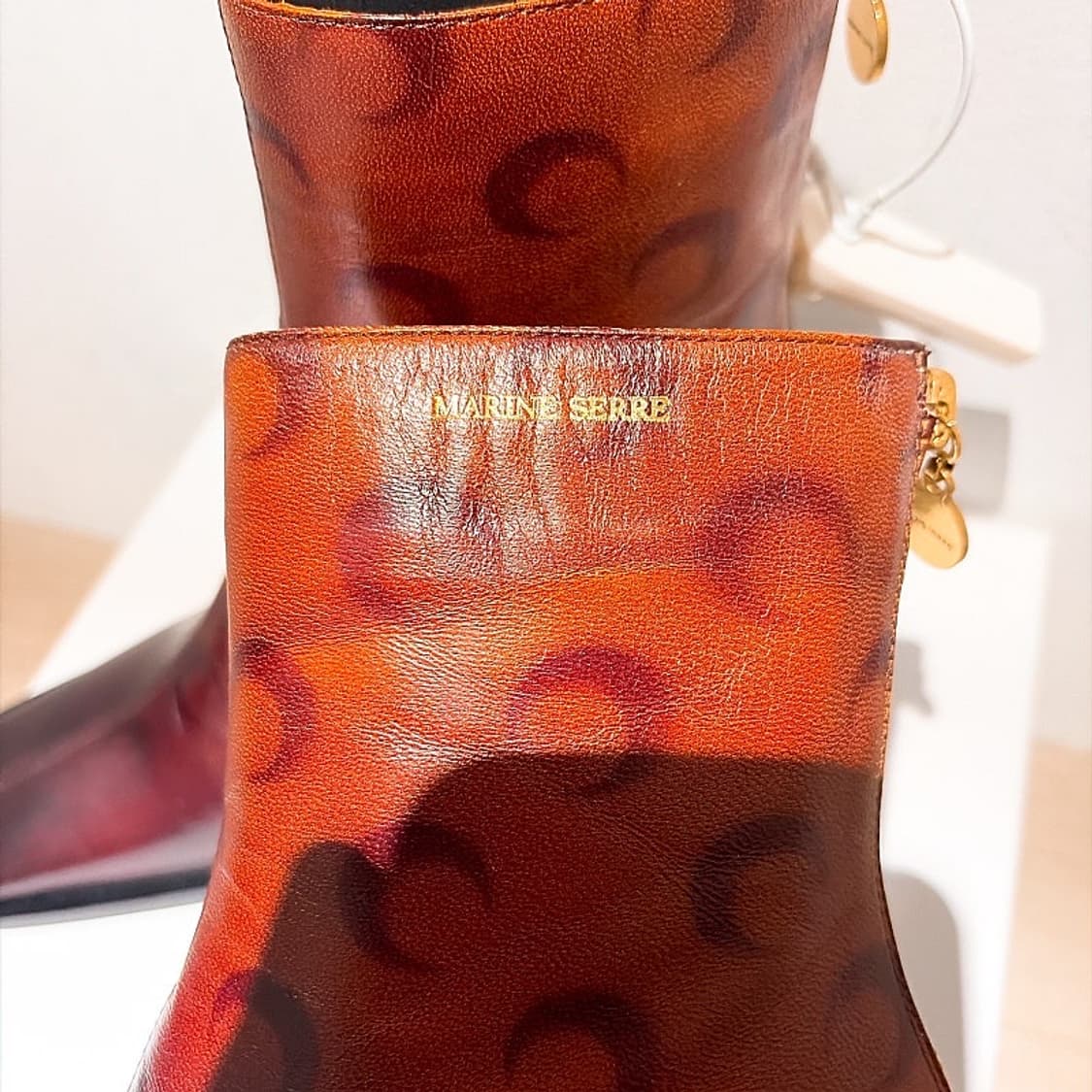 (정품/새상품) 마린 세르 여성 브라운 크레센트 램스킨 앵클부츠 상품이미지3