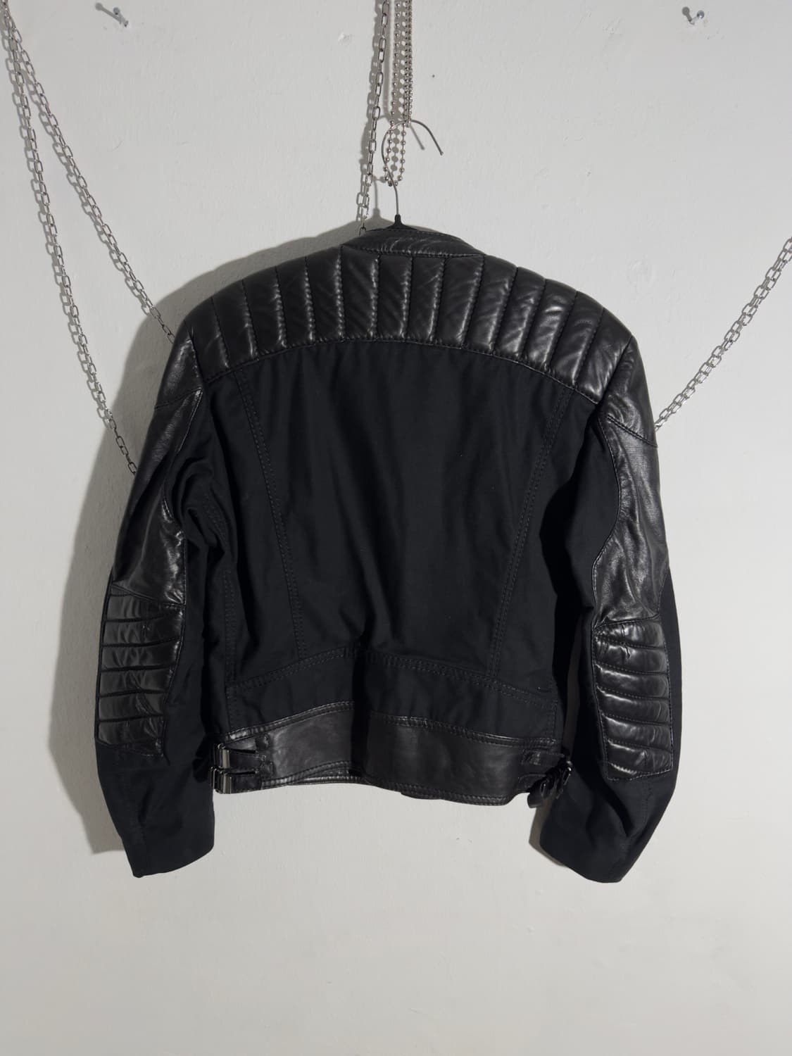 구찌 톰포드 02SS 톰하디 레더 바이크자켓 상품이미지4