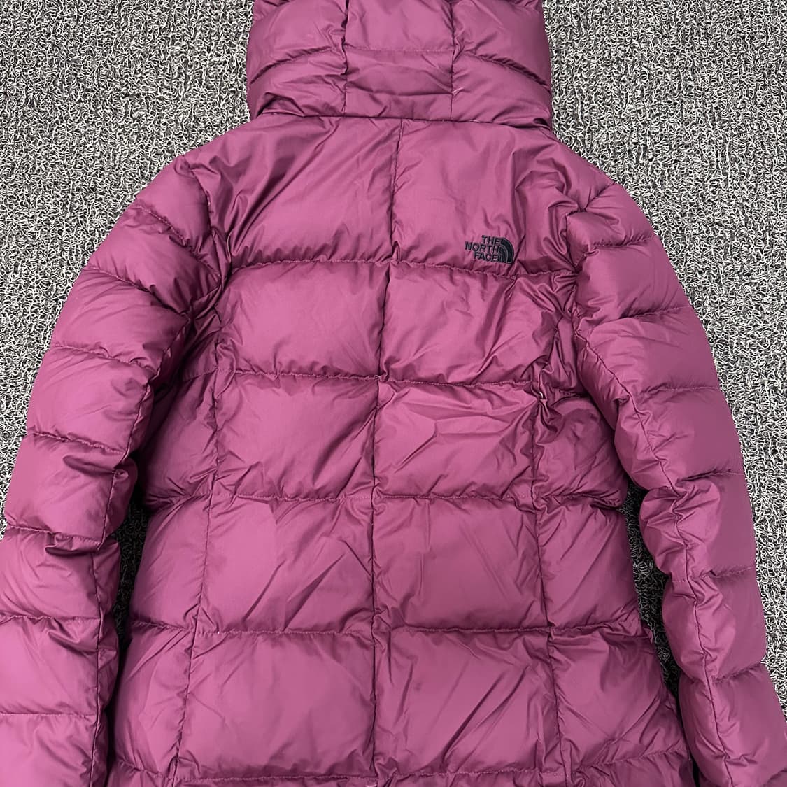 노스페이스 구스다운 여성 롱 패딩 버건디 90(M) 상품이미지7