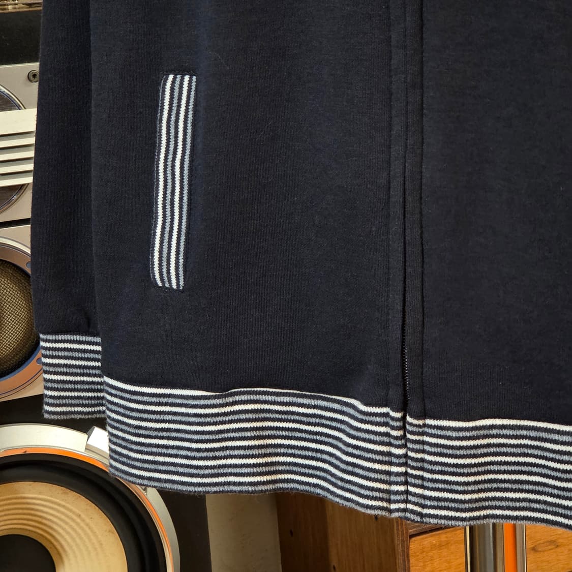 JPN 스트라이프 포인트 차콜 코튼 집업 상품이미지3