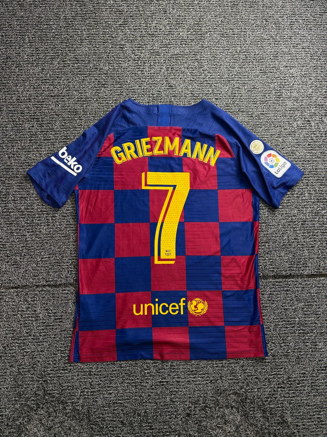나이키 FC 바르셀로나 그리즈만 풋볼 저지 2872 상품이미지4