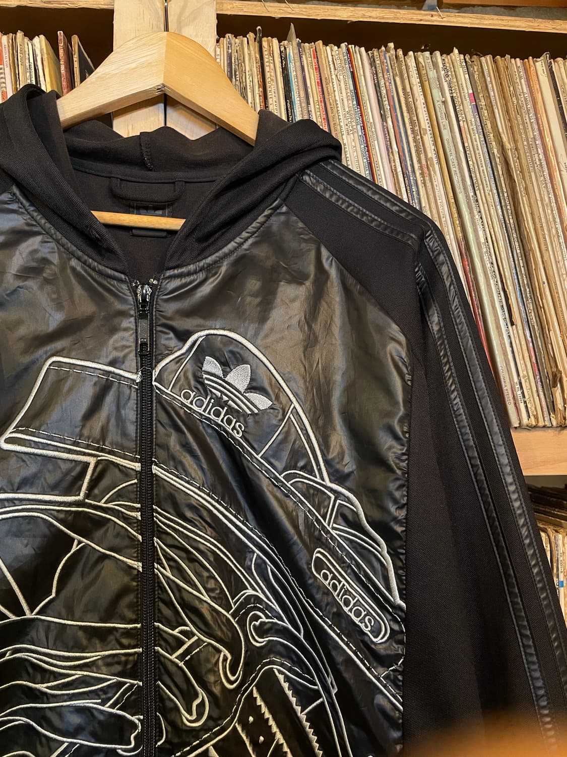 아디다스 슈퍼스타 슈즈자수 후드집업 상품이미지3