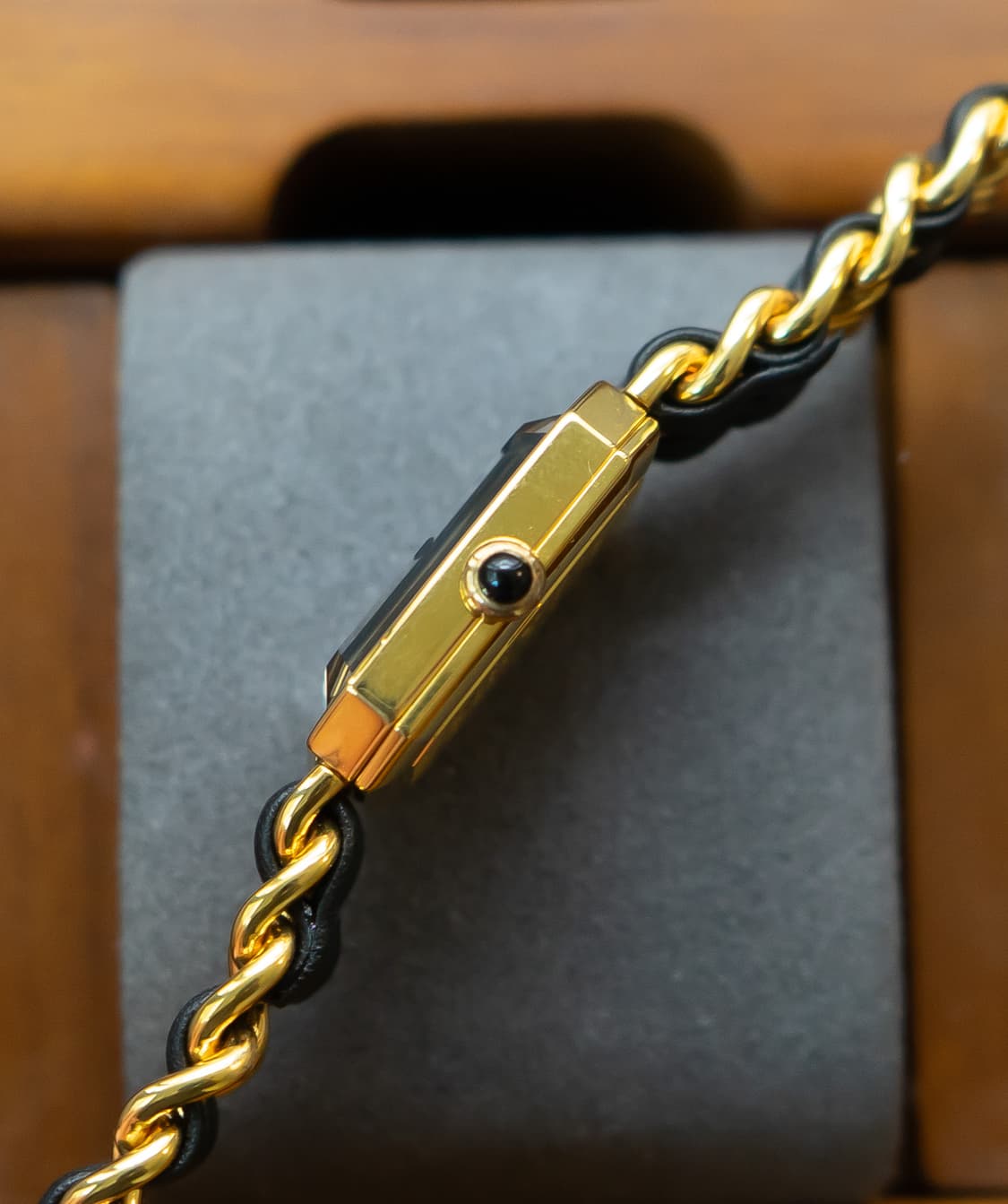 샤넬 프리미에르 M 미듐 빈티지 시계 상품이미지3