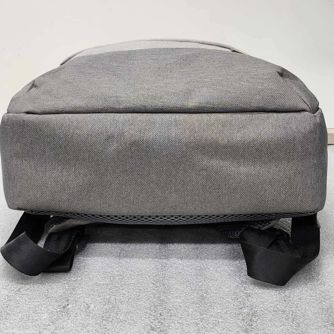 내셔널지오그래픽 백팩 그레이 투톤 컬러 상품이미지7