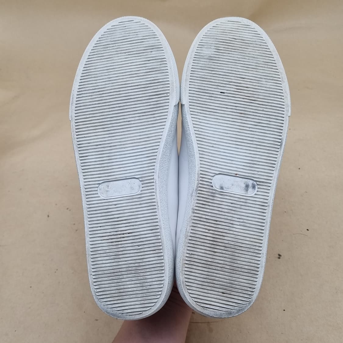 질스튜어트 레더 여성스니커즈 240 상품이미지3