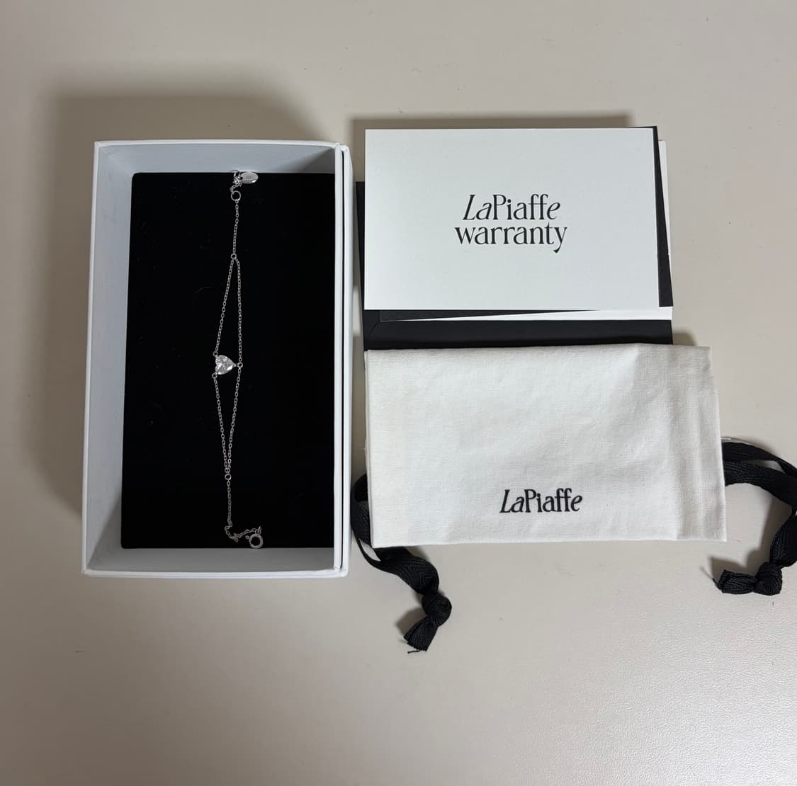 풀박) 라피아페 아무르 하트 브레이슬릿 팔찌 상품이미지1