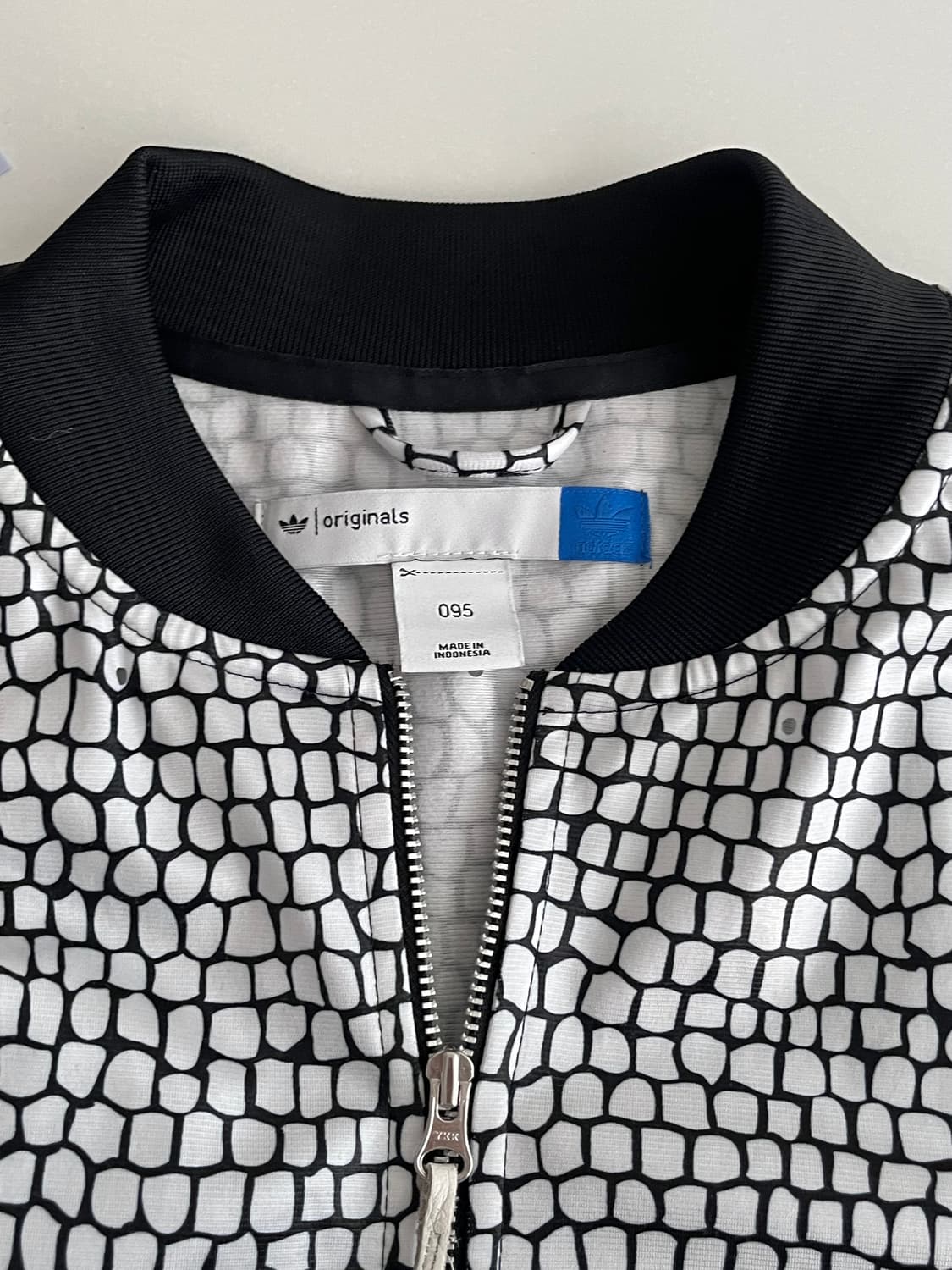 95) 아디다스 여성 져지 봄버 자켓 상품이미지4