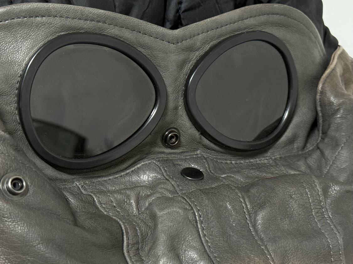 C.P Company 고글후드 분리형 아카이브 양가죽자켓 상품이미지7