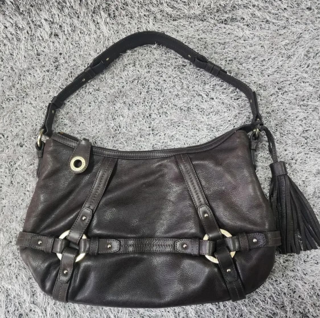 발리 레더 숄더백 상품이미지1