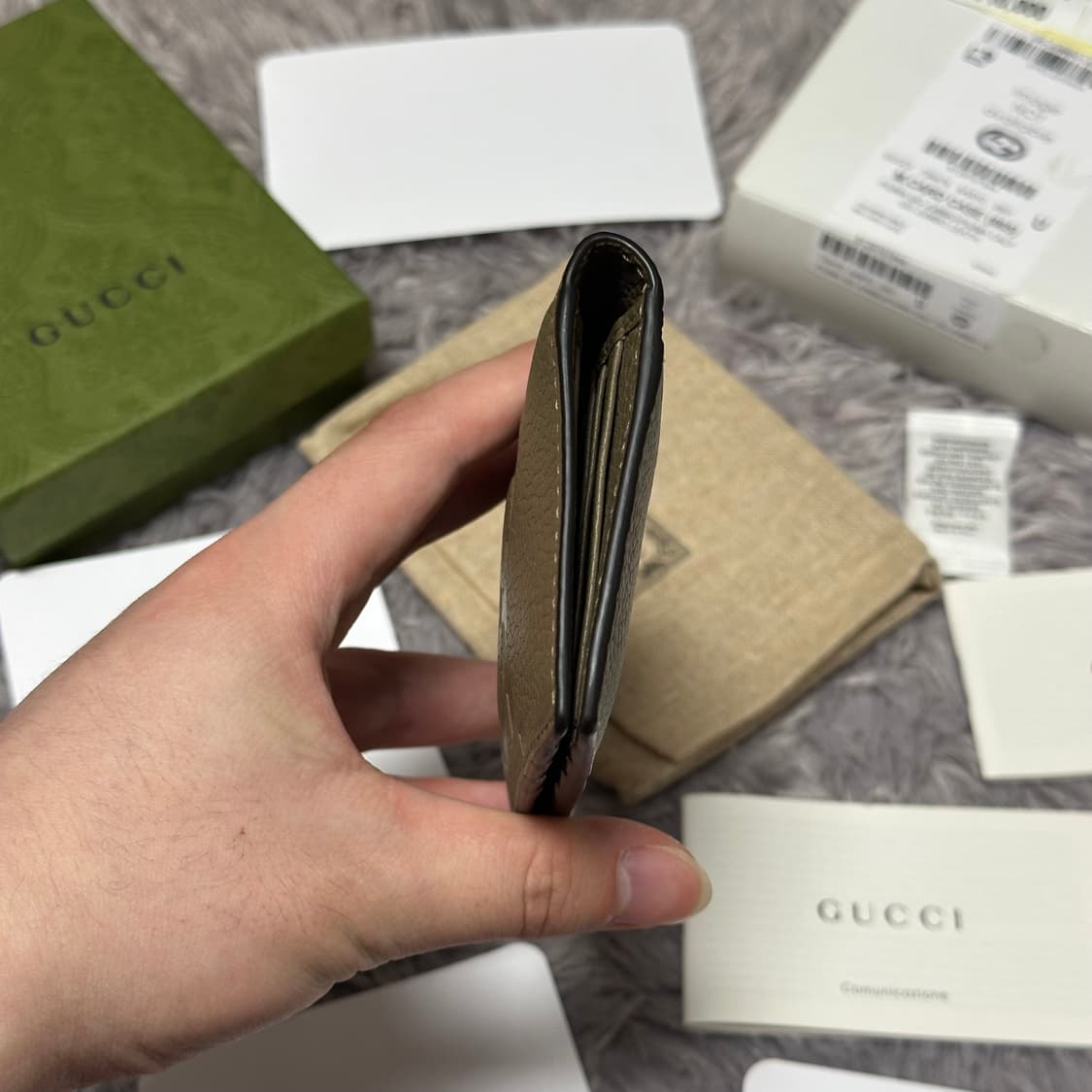 [미사용/새상품] 구찌 점보 GG 레더 오거나이저 카드지갑 베이지 상품이미지4