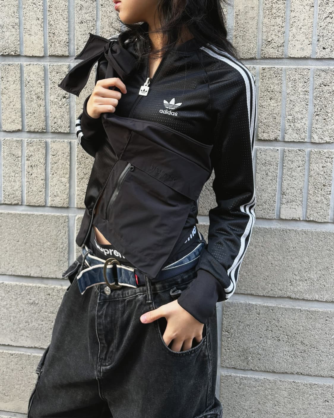 사스콰치 패브릭스 x 닌자튠 스트랩 포켓 슬링백 상품이미지3