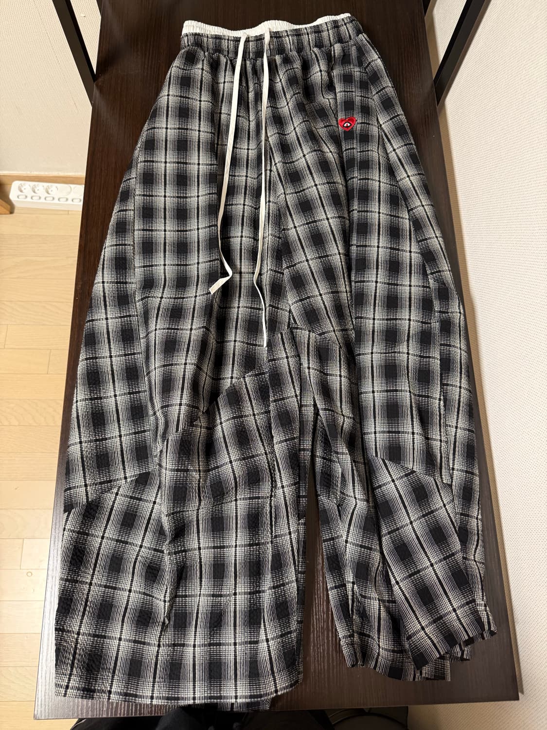 (새 상품M) Aelfric Eden 체크 배기 트레이닝 팬츠 (US) 상품이미지3