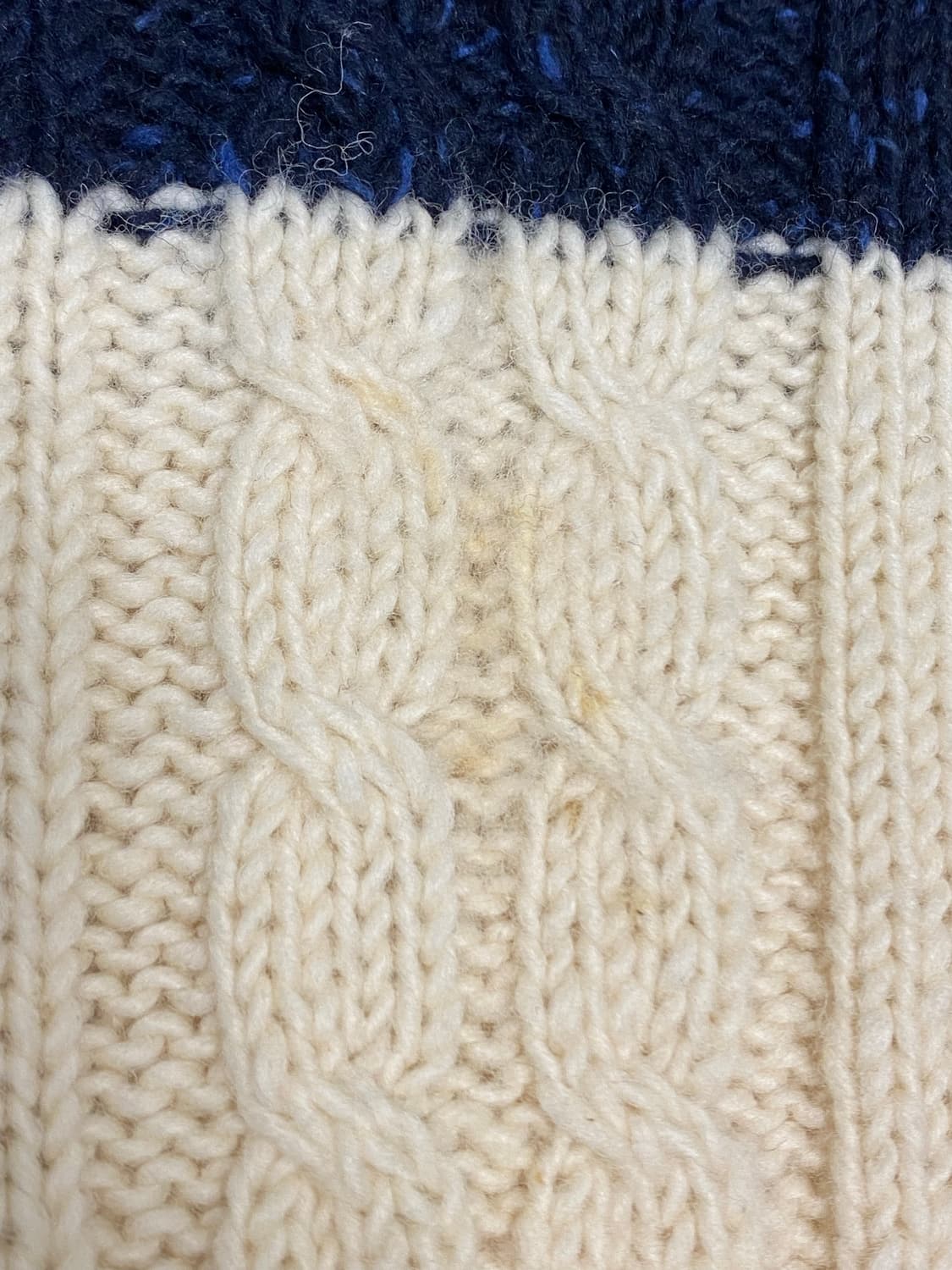 하울린 청키 스웨터 판매합니다 상품이미지4