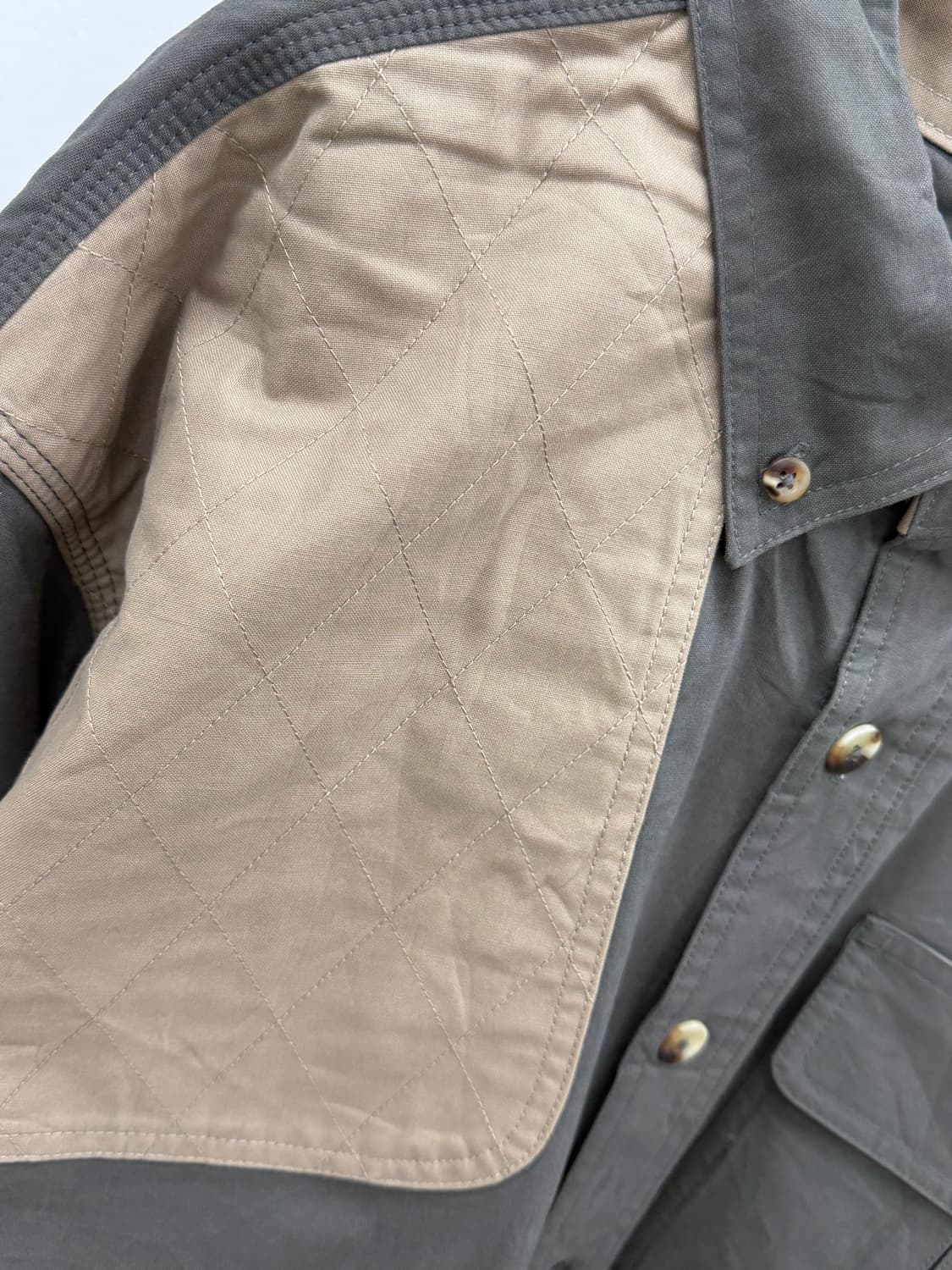 헌팅 패치 셔츠 상품이미지5