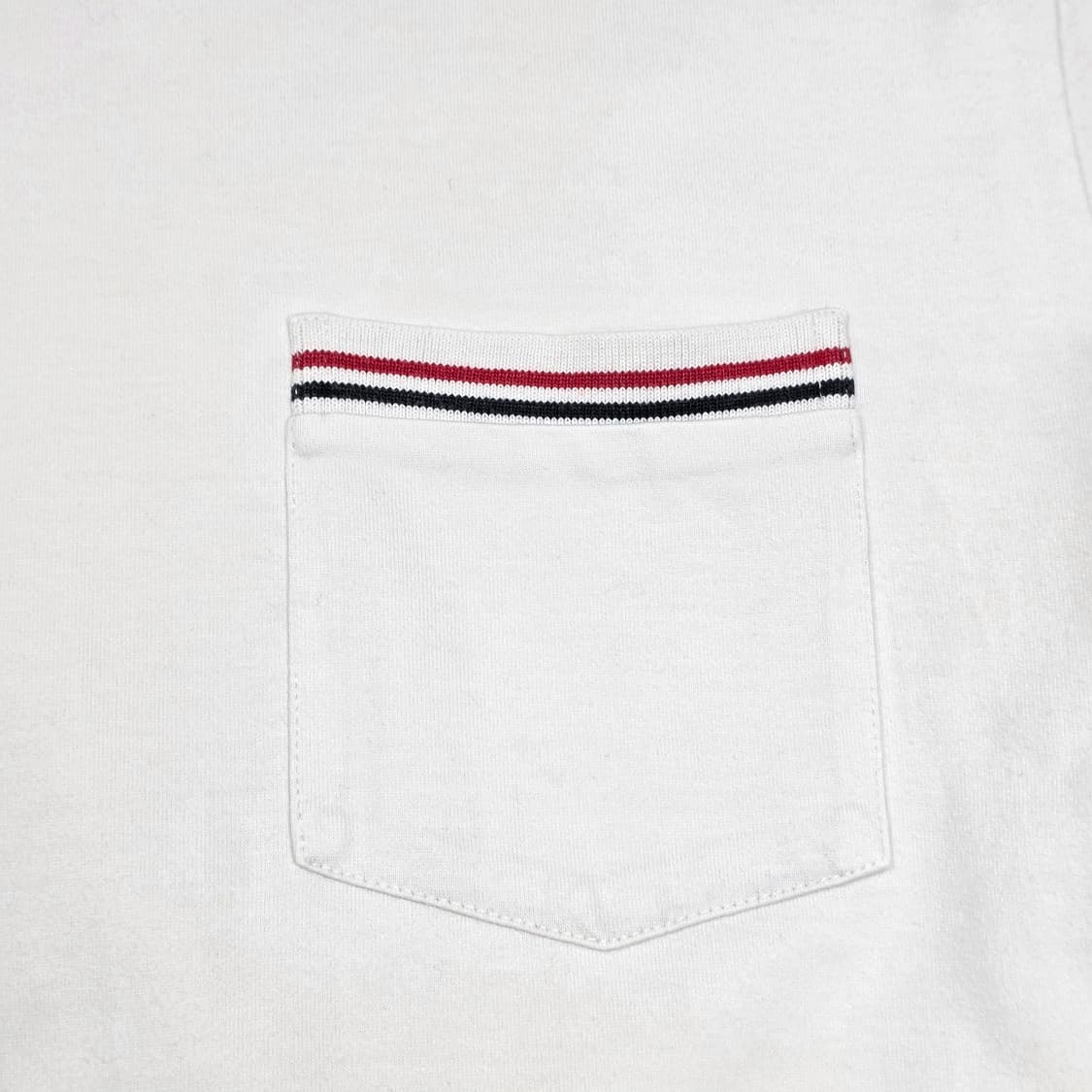 톰브라운 포켓삼선 반팔 티셔츠 상품이미지3