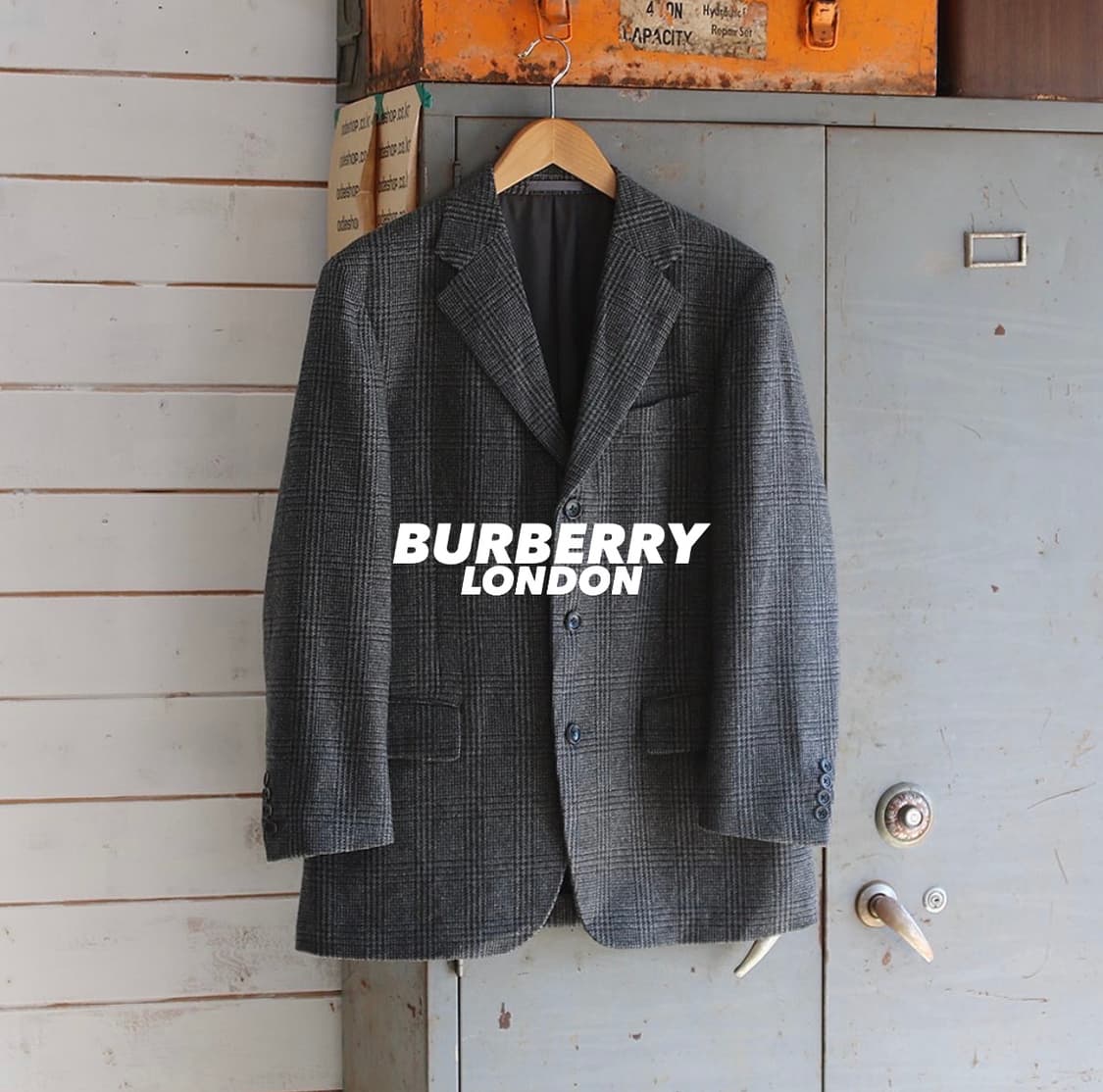 (착용컷) 버버리 캐시미어 체크 블레이져 (남성용 M) 상품이미지1