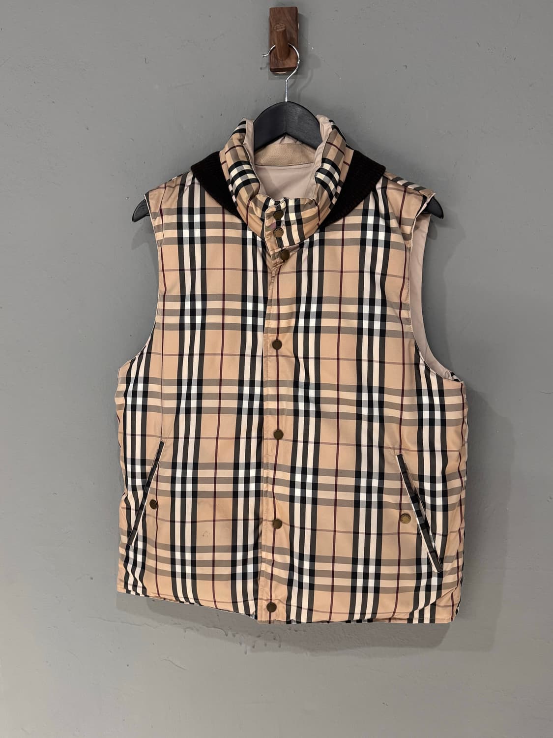 Burberry 버버리 런던 노바체크 리버시블 패딩 베스트 상품이미지3