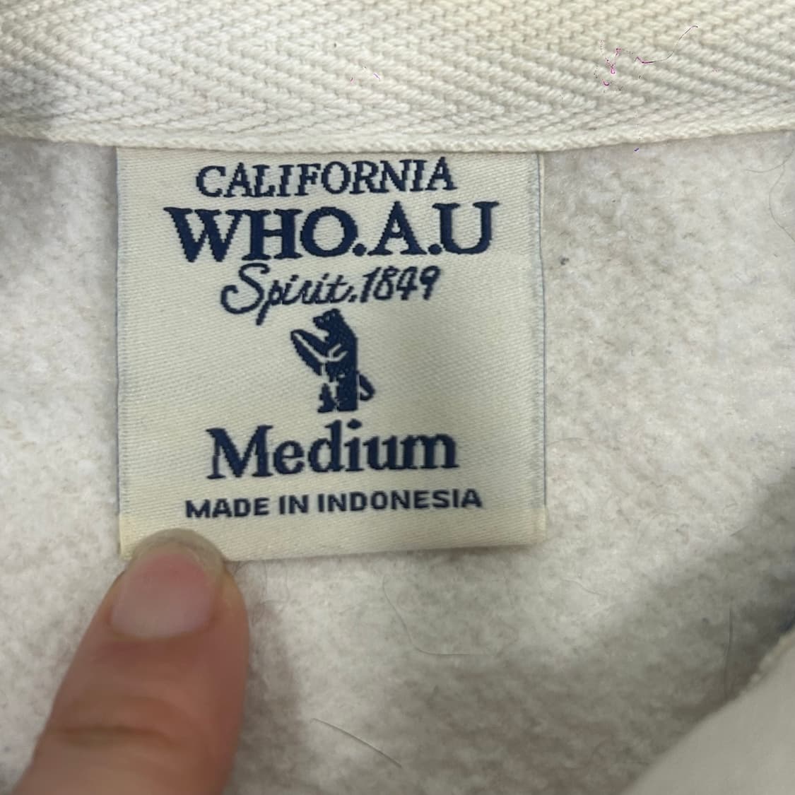 Who.A.U 후아유 블루 레터링 로고 아이보리 후드집업 상품이미지5