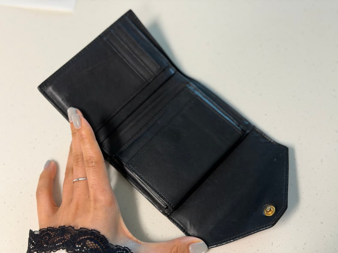 셀린느 엔벨로프 중지갑 상품이미지7