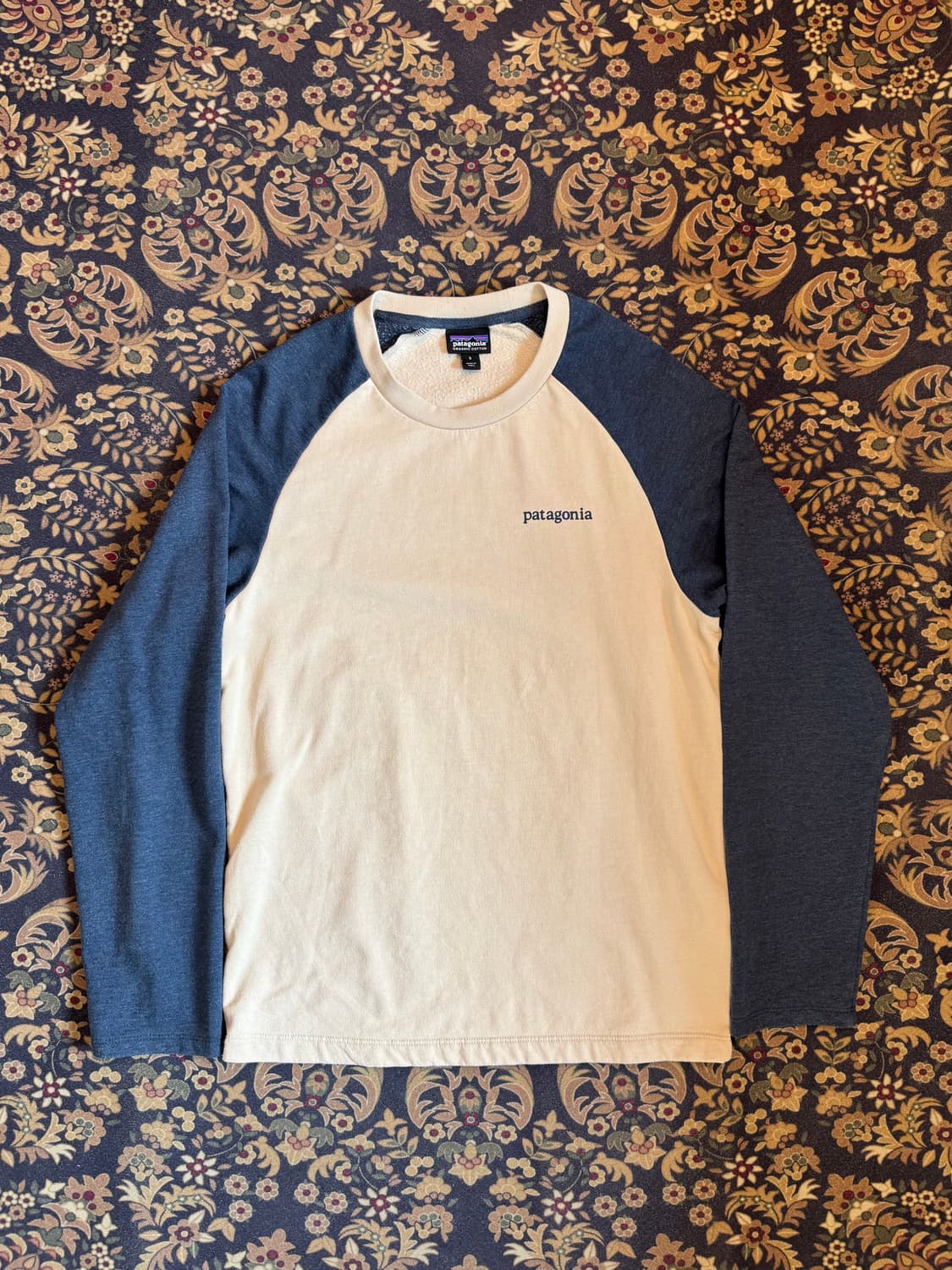 파타고니아 래글런 롱슬리브 상품이미지1