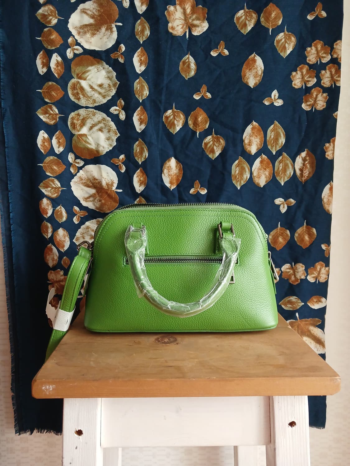 (새상품)TRYA'D 브랜드의 연두색 가죽가방 입니다 상품이미지2