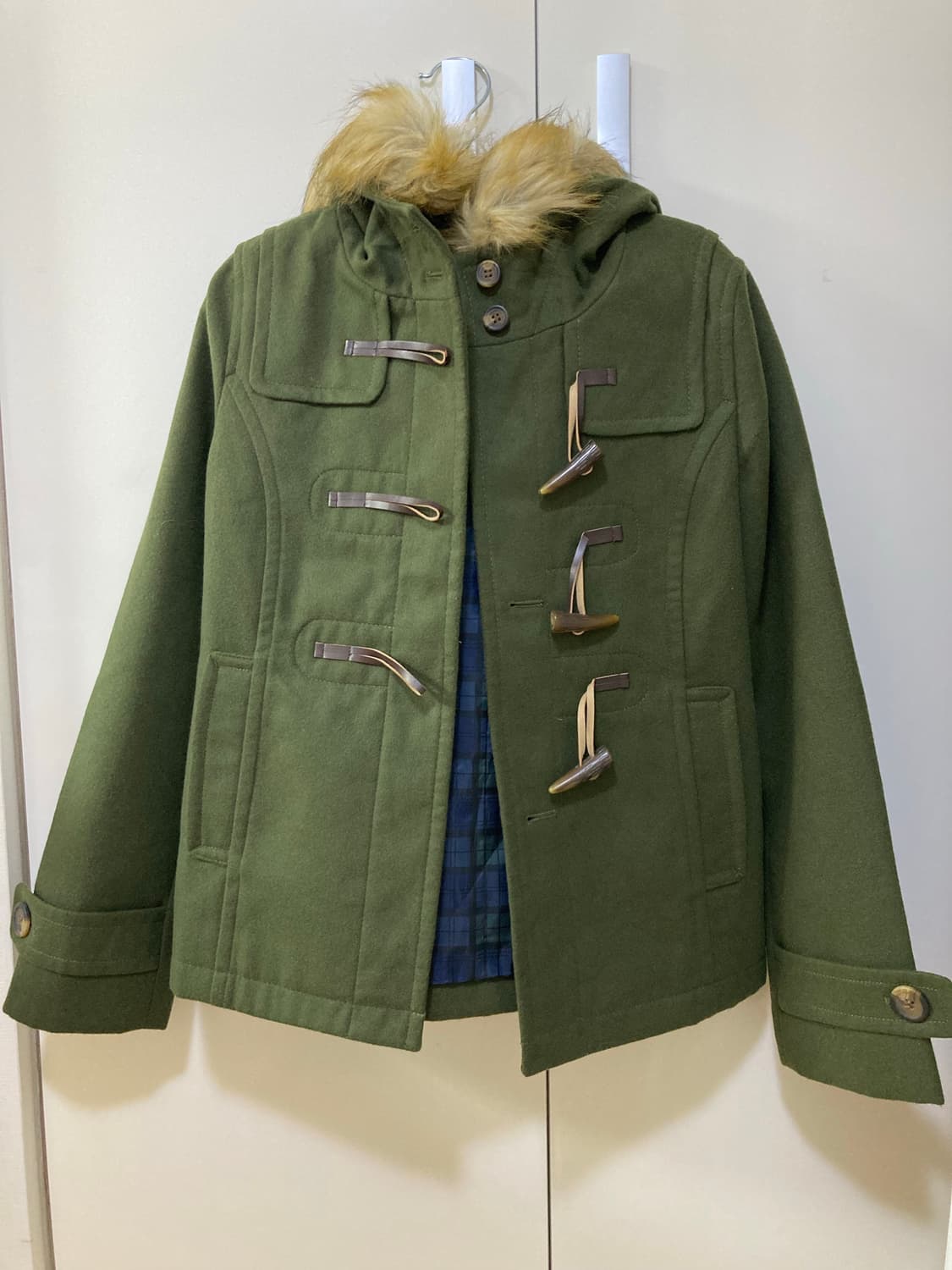 어스뮤직앤이콜로지 더플코트 카키 상품이미지1