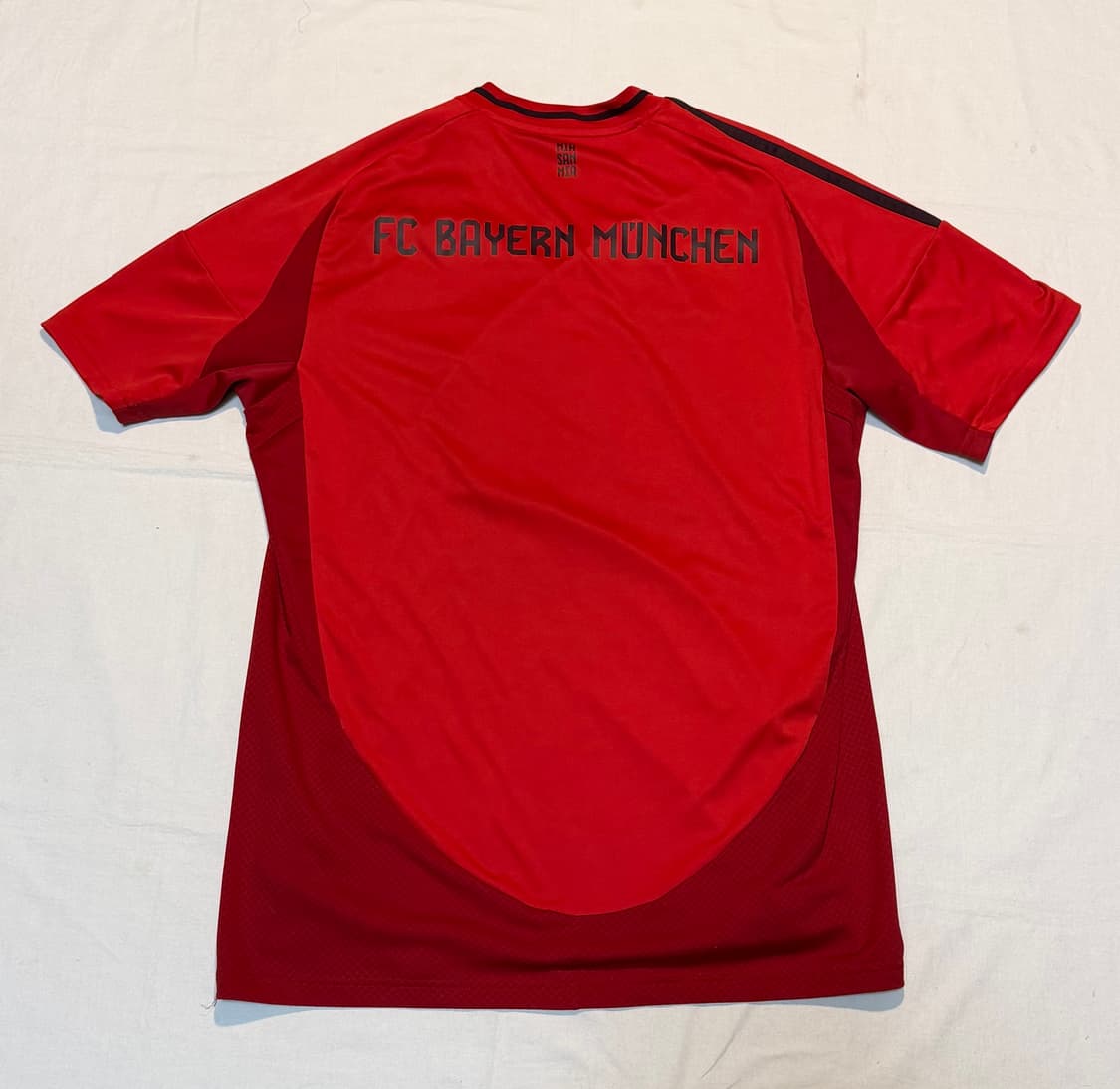 아디다스 24-25 뮌헨 홈 유니폼 져지 레드 상품이미지4