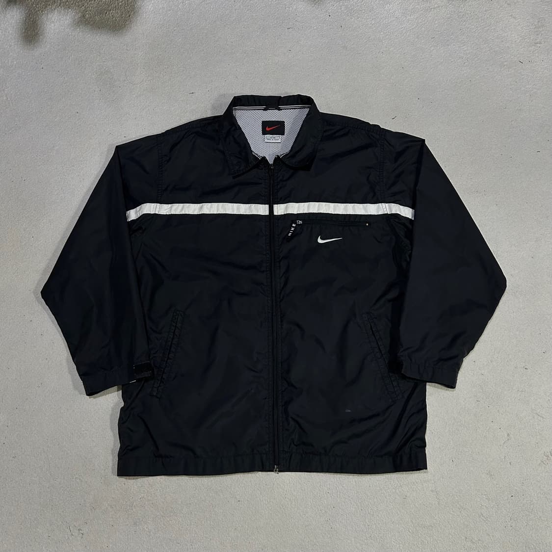 나이키 올드스쿨 바람막이 상품이미지1