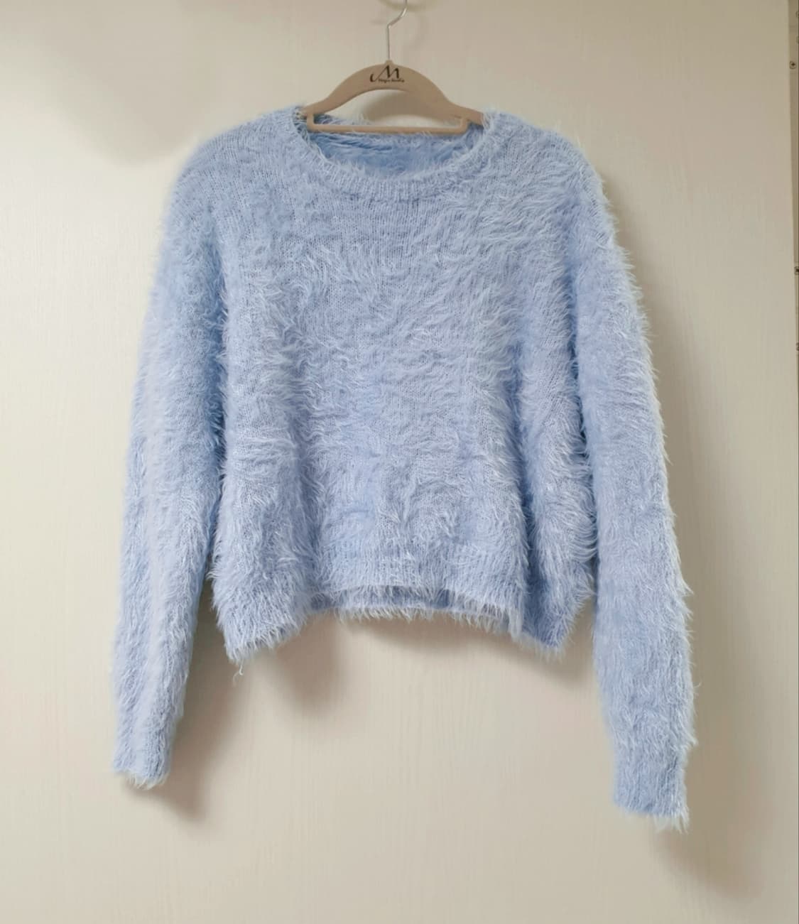 앙고라 크롭 스웨터 상품이미지1