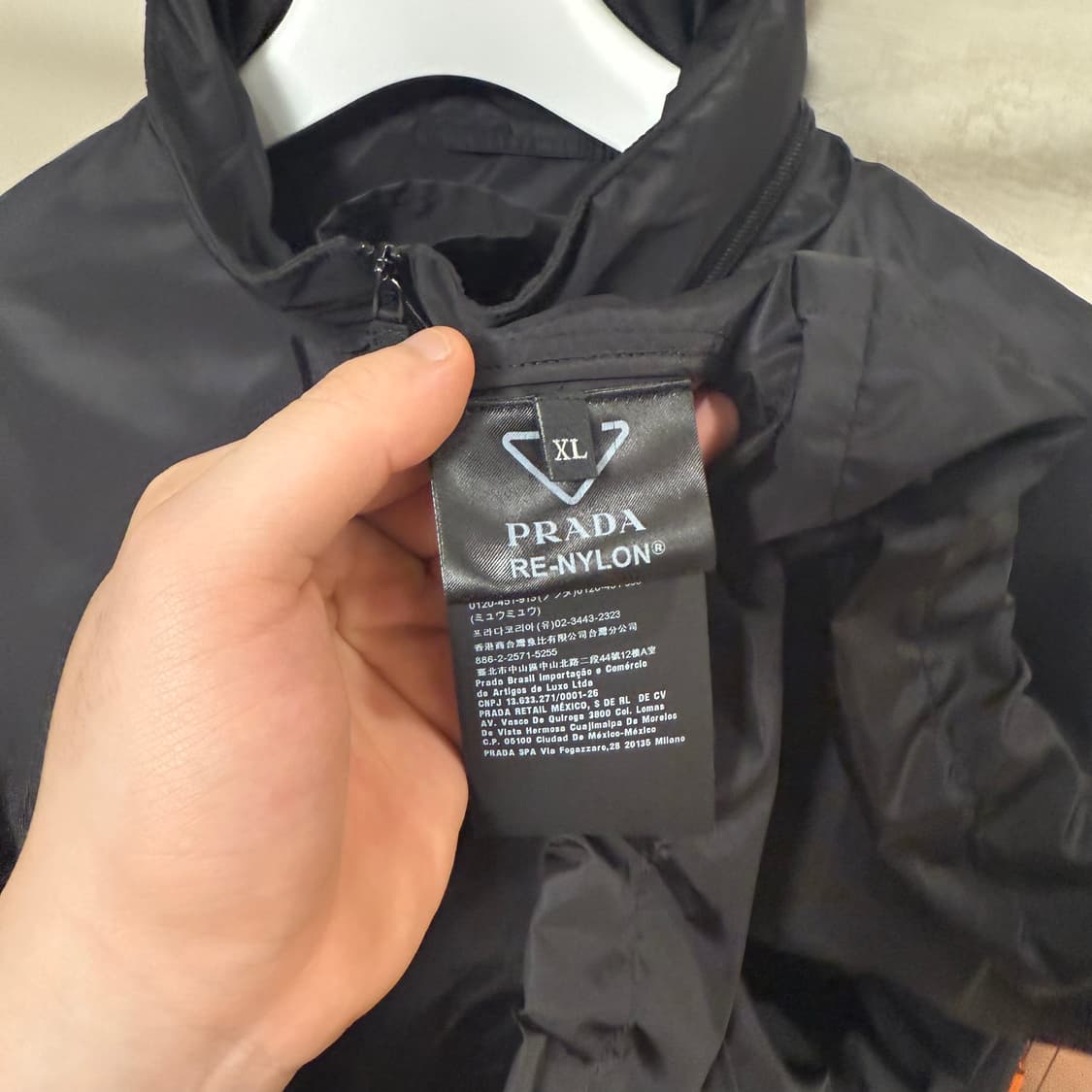 [XL사이즈]프라다 삼각로고 리나일론 아노락 자켓 상품이미지4