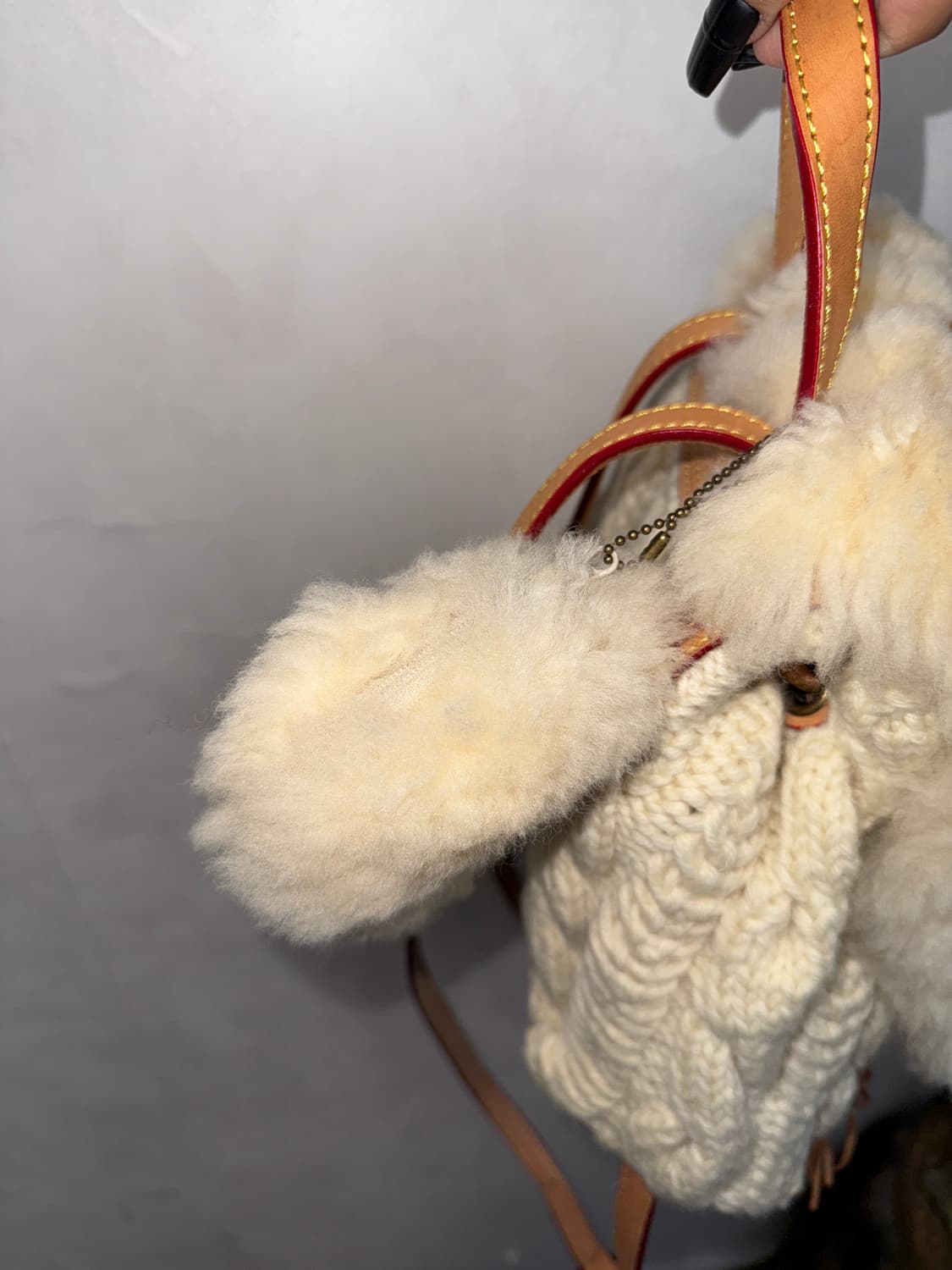Ivory lamb fur wool knit backpack 상품이미지4