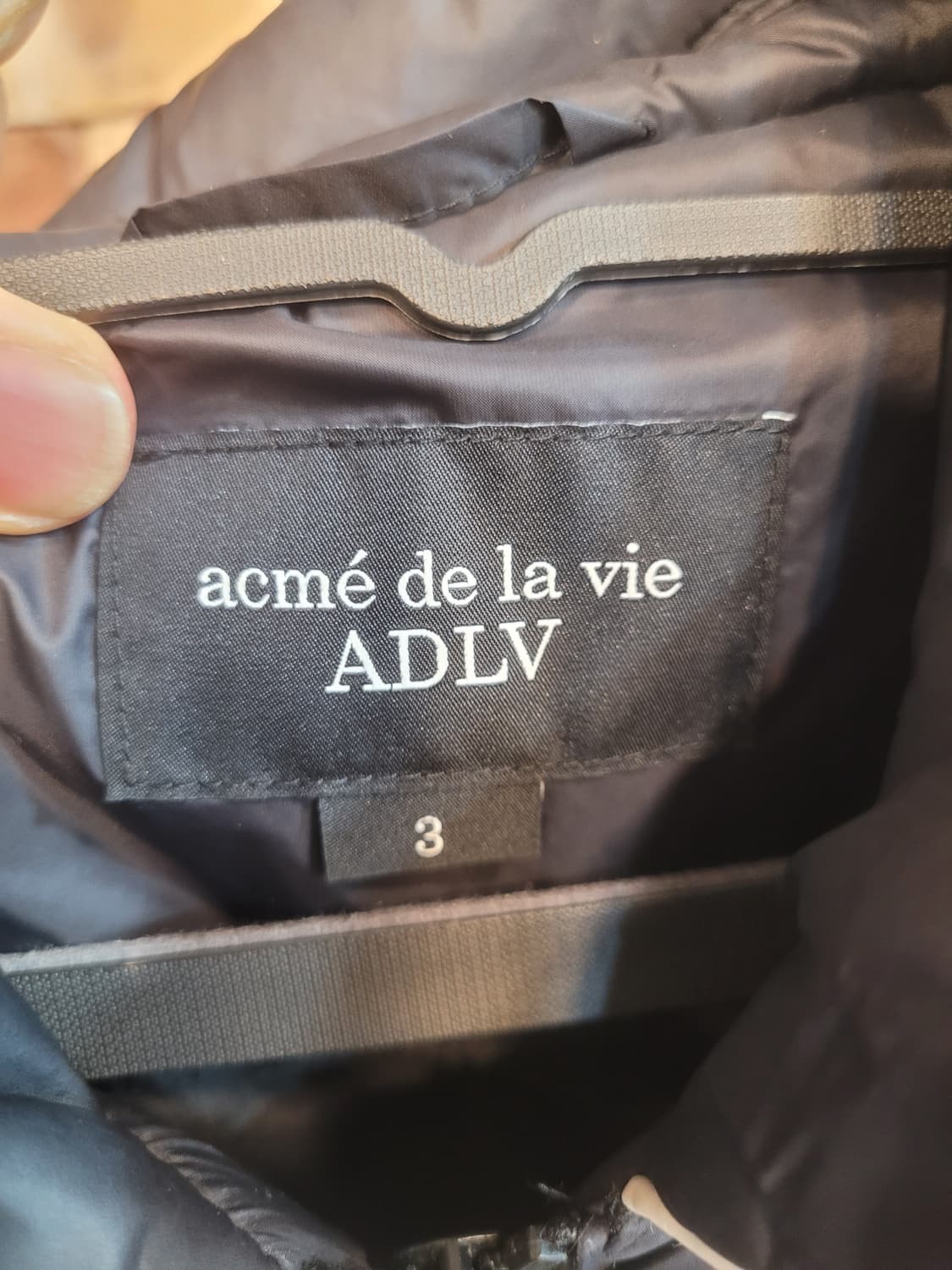 상태최상 아크메드라비 ADLV 패딩 사이즈 3 상품이미지3