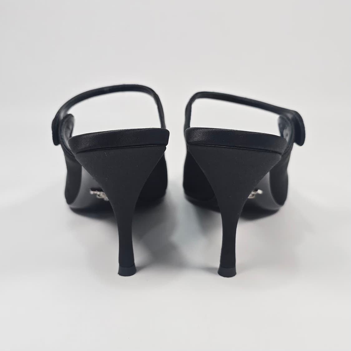 프라다 새틴 하이힐 뮬 슬링백 펌프스 ( 225 ) 상품이미지3