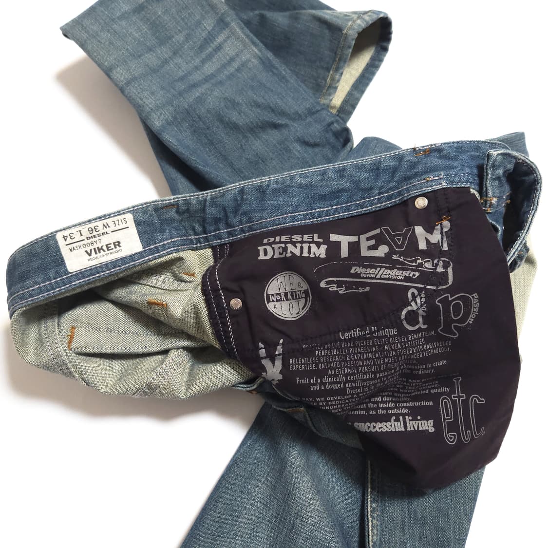디젤 DIESEL 바이커 워싱 스트레이트 데님 팬츠 상품이미지6