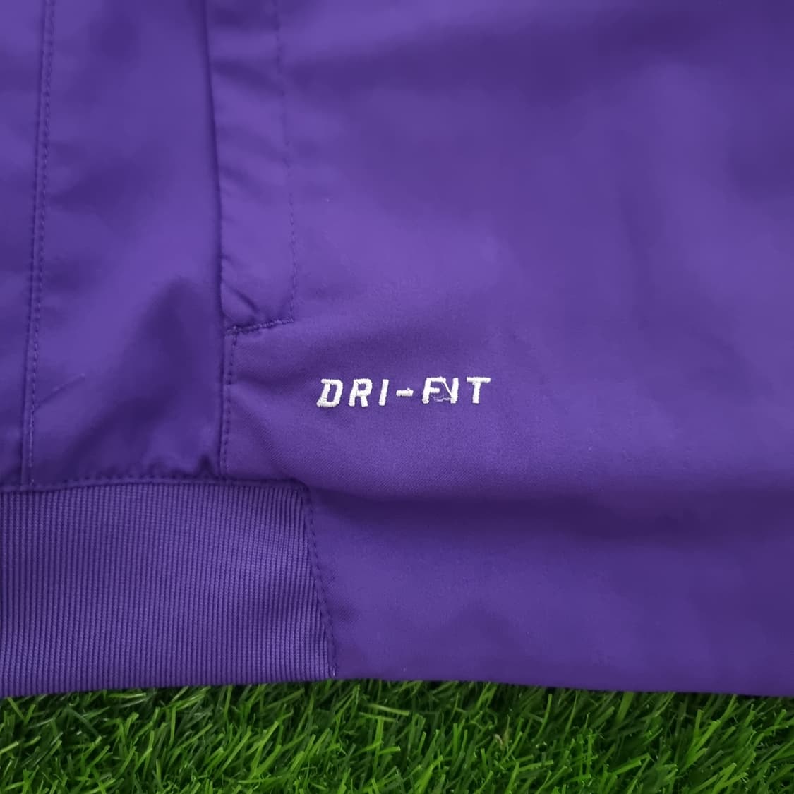 14-15시즌 맨체스터 시티 올드 엠블럼 나이키 바람막이 상품이미지6