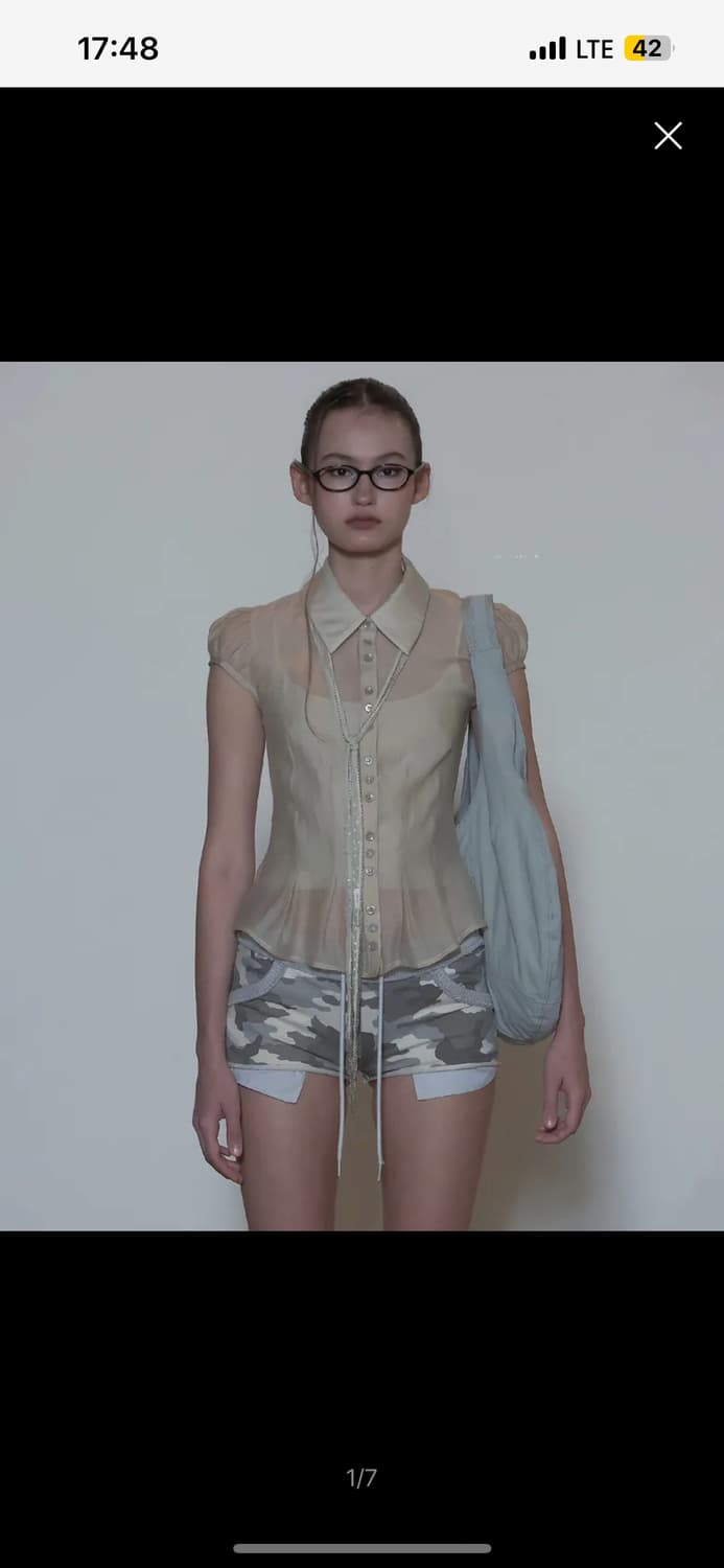 스컬프터Sheer Pleated Hem Blouse쉬어블라우스 상품이미지1