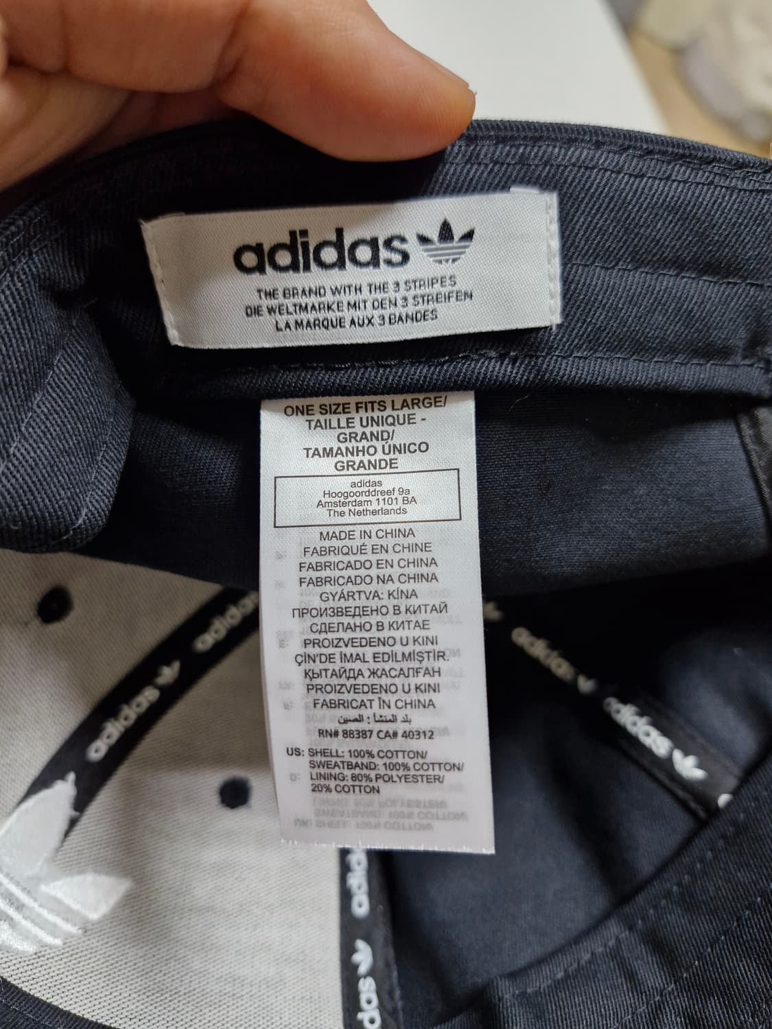 아디다스 블랙 볼캡 모자 상품이미지3