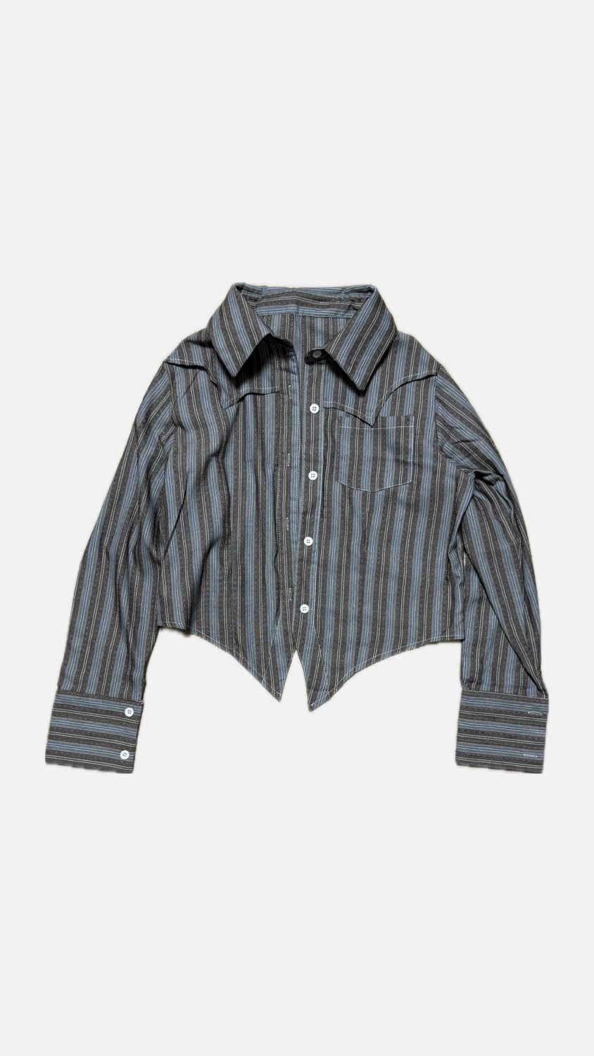 스트라이프 컷팅 디테일 크롭 셔츠 상품이미지1