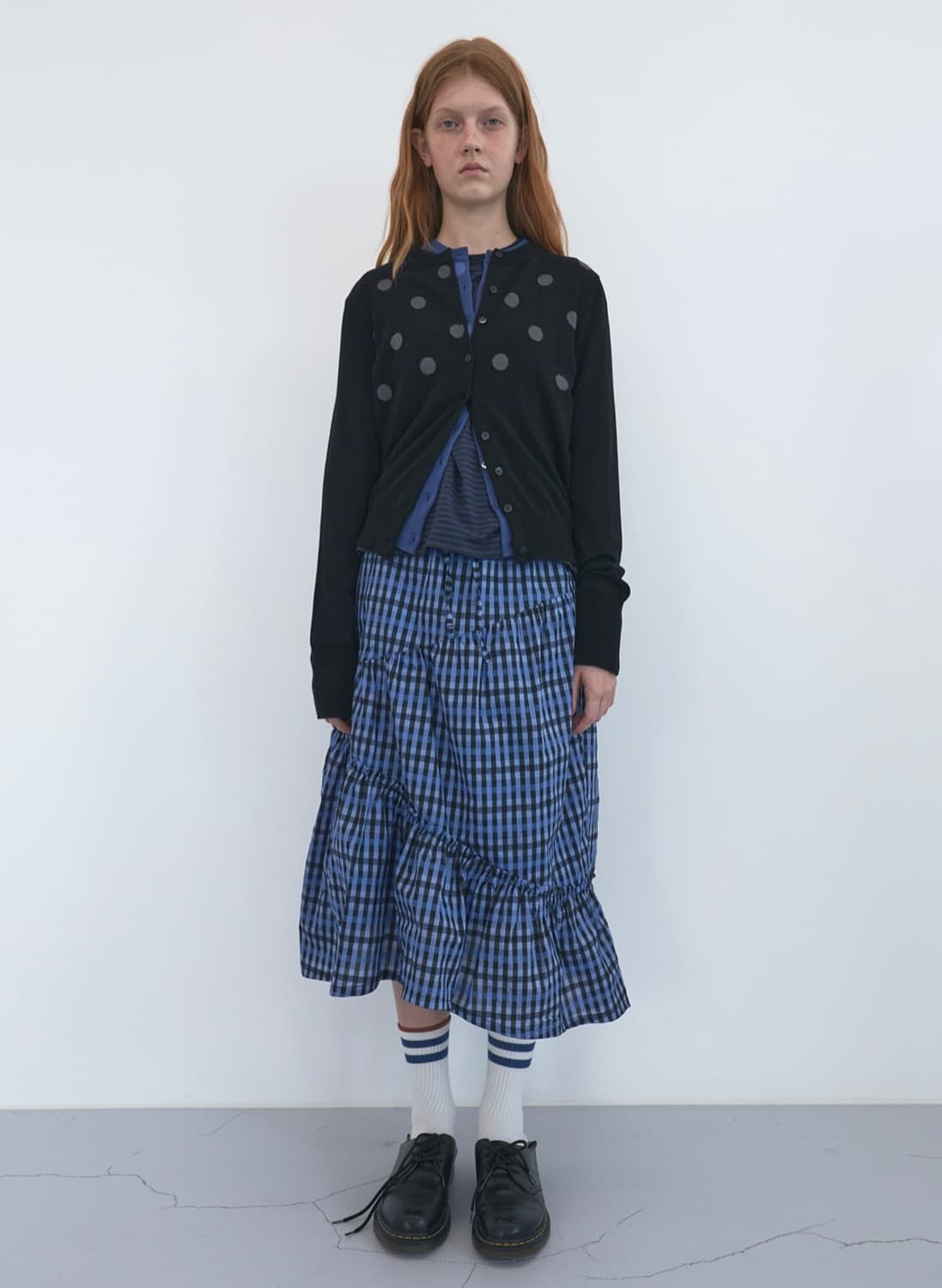 엔조블루스 도트 클래식 가디건 블랙 상품이미지3