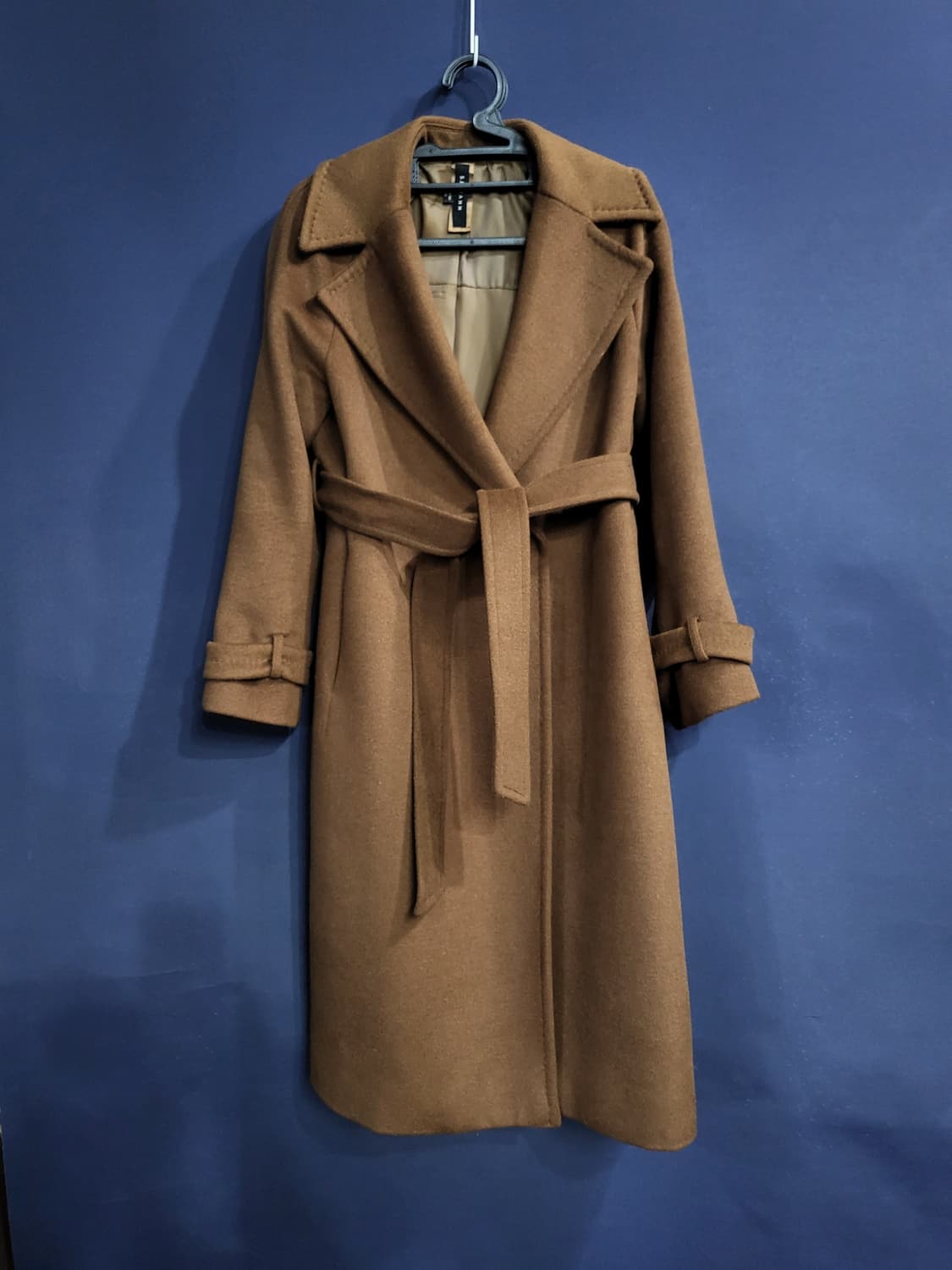 벨티드 모 롱코트 상품이미지1