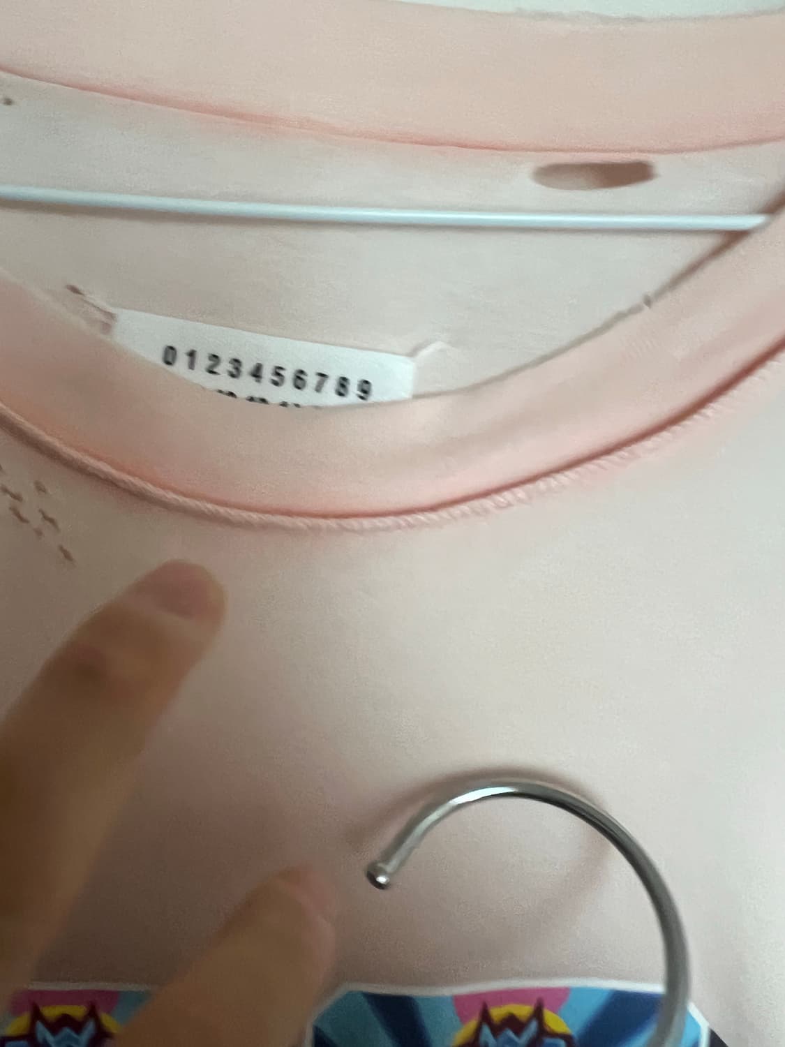 메종 마르지엘라 데미지 M 로고 반팔티셔츠(46) 상품이미지3