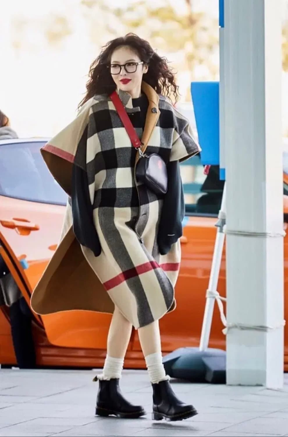 (급처)정품 버버리 리버시블 양면 케이프 현아 판쵸코트 상품이미지3