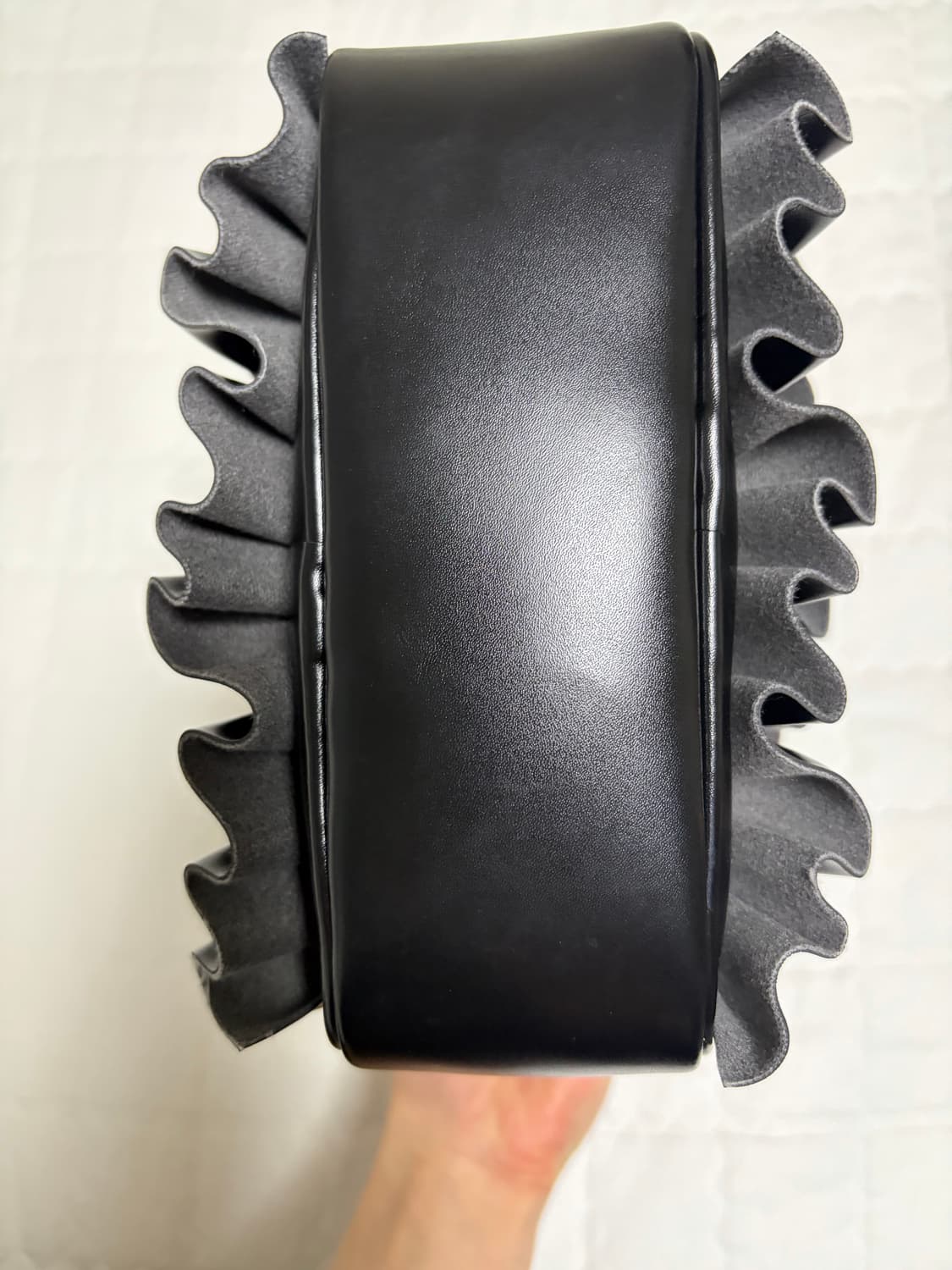 꼼데가르송 걸 러플 더플백 블랙 상품이미지3