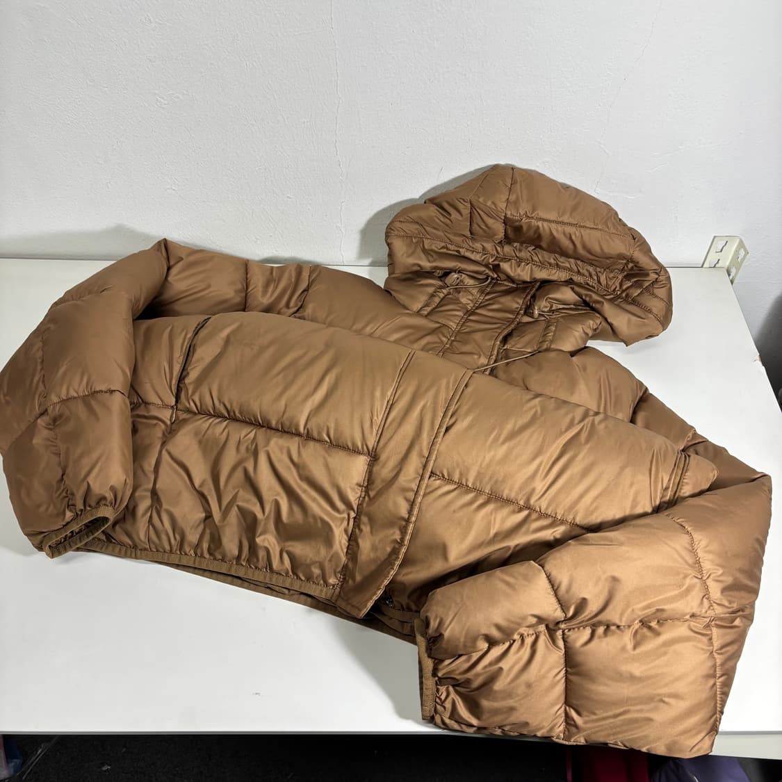 우먼FREE H&M 다크베이지 오버핏 후드 패딩 상품이미지1