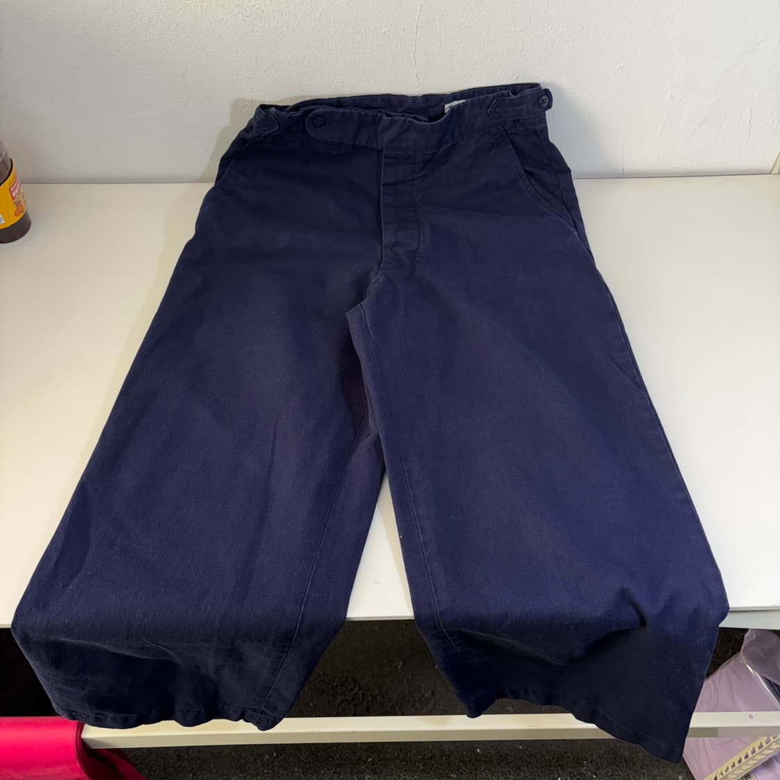 S 토마스모어 네이비 와이드 테이퍼드핏 치노팬츠 상품이미지2