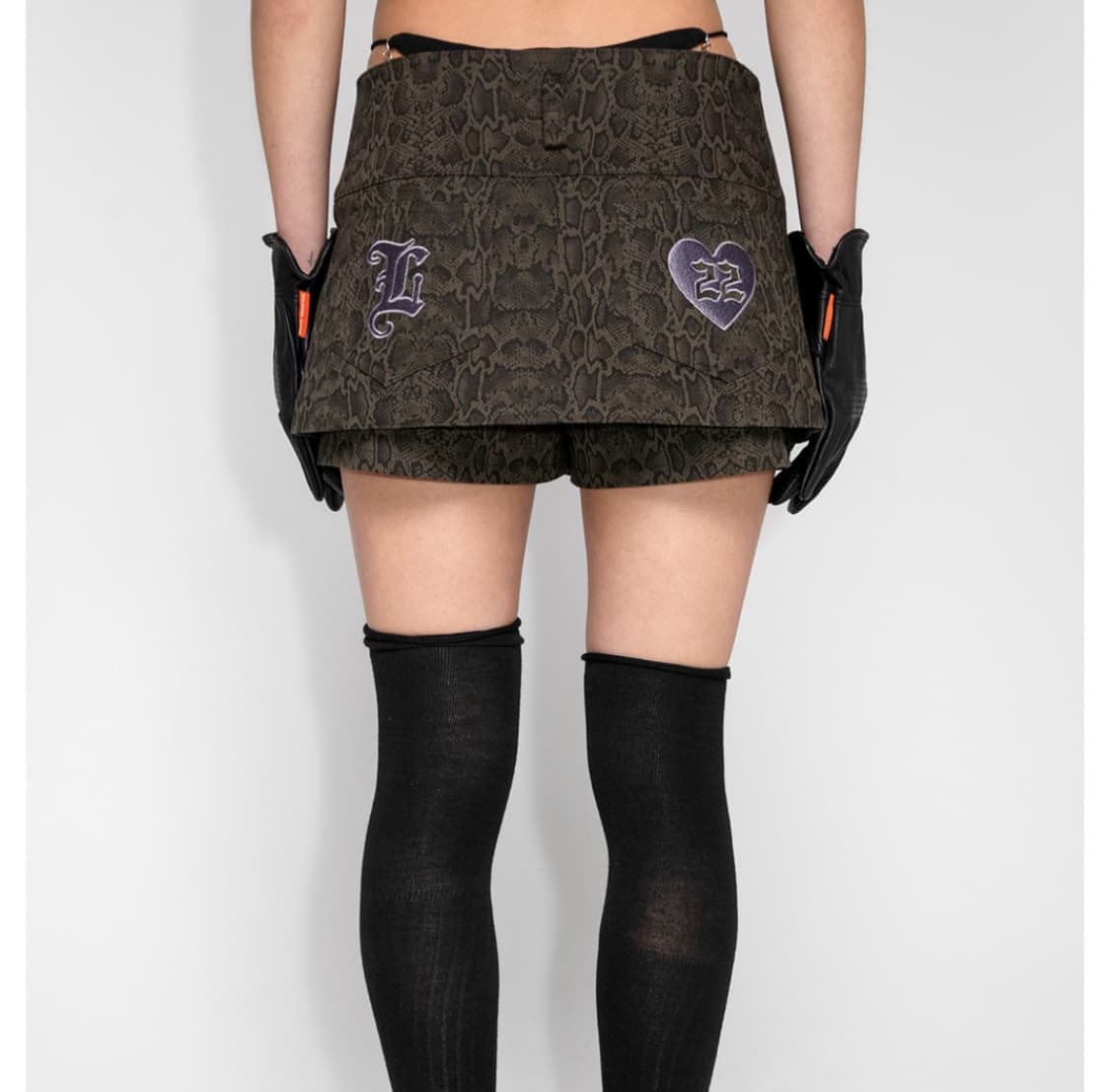 Yeel (Leey) 엘이이와이 로우라이즈 스커트팬츠 레오파드 2 상품이미지1