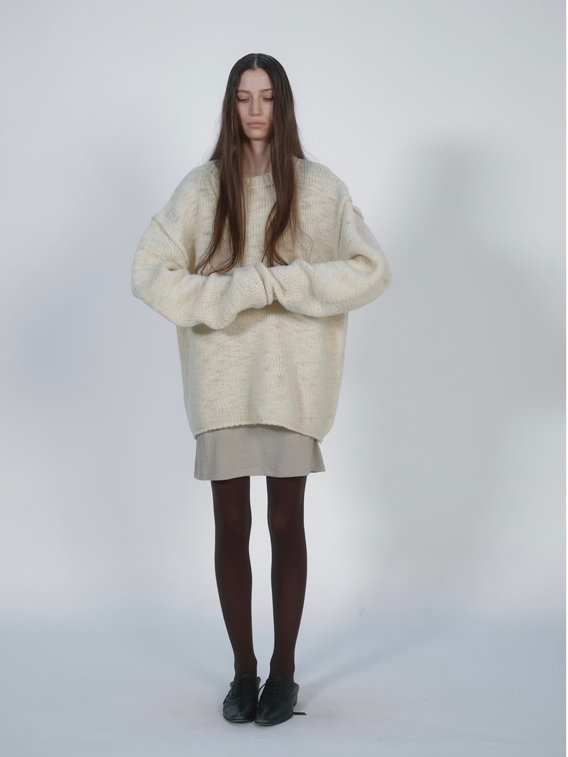 낫띵에브리띵 BALLOON SLEEVE SWEATER IN IVORY 상품이미지4