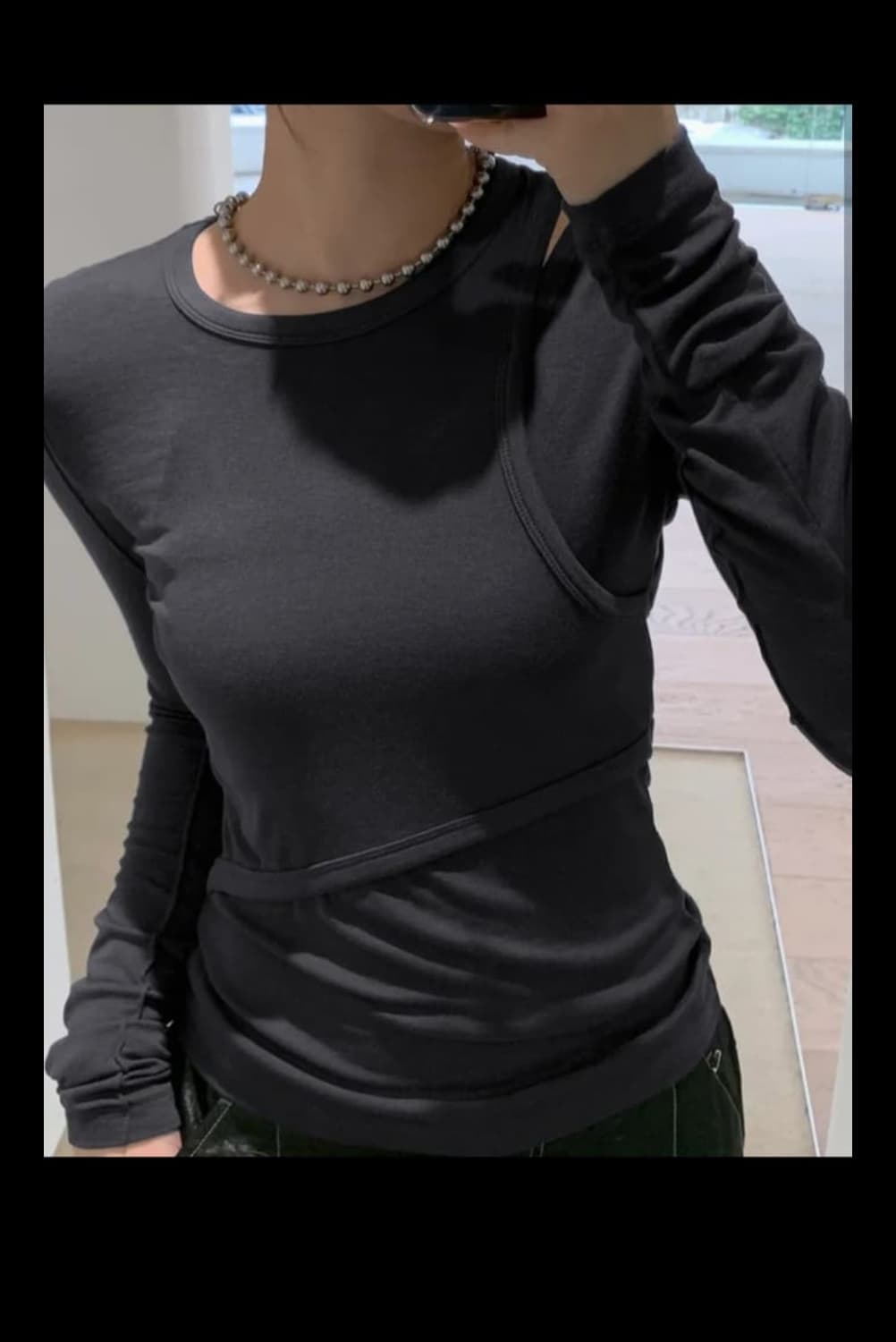 인사일런스우먼 레이어드 컷 아웃 탑 차콜 상품이미지1