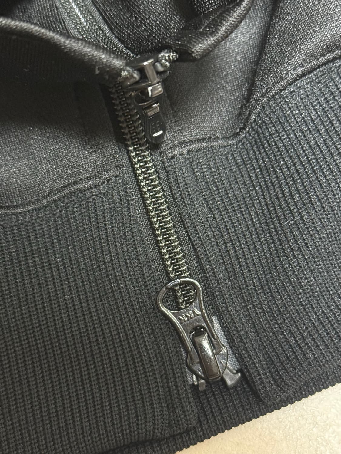 니들스 lhp 트랙자켓 xl 검노색  상품이미지3